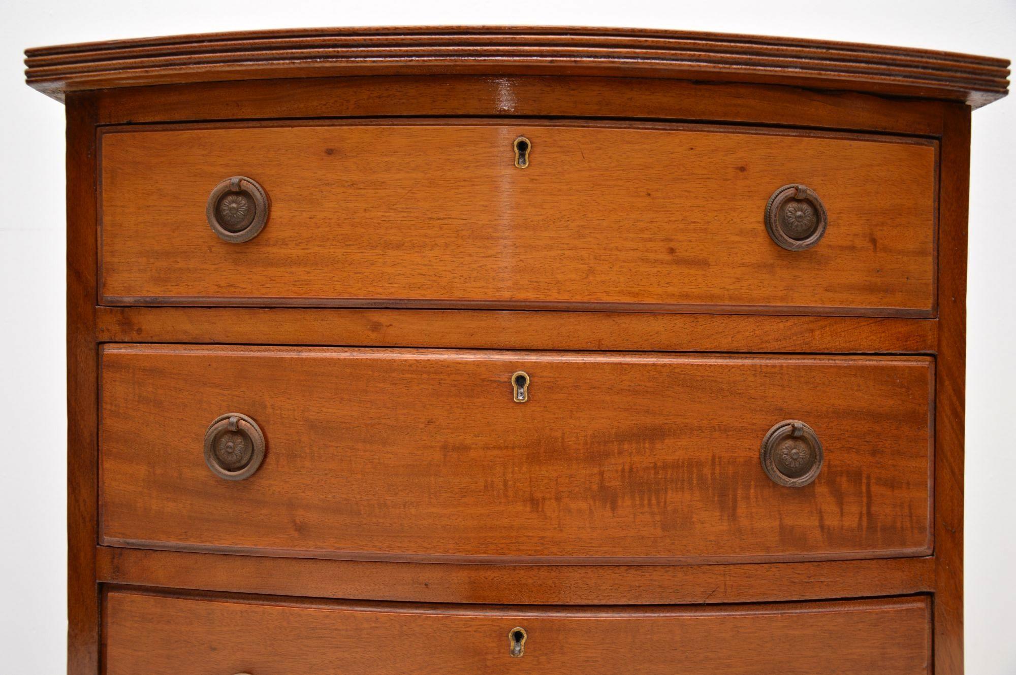 English Antique Mahogany Bow Front Chest of Drawers