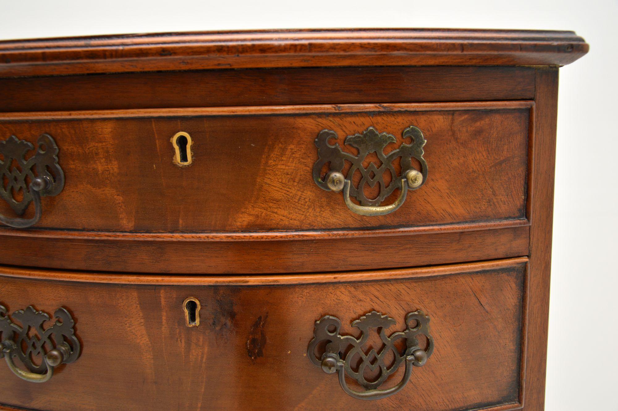 Antique Mahogany Bow Front Chest of Drawers 3