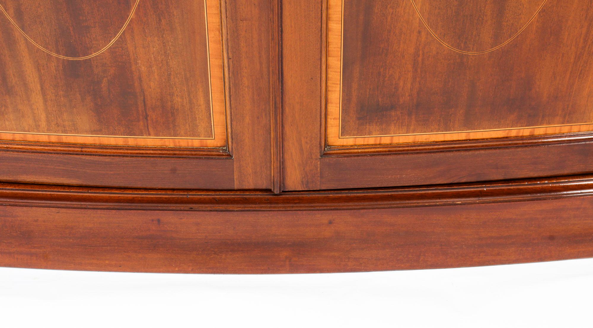 Late 19th Century Antique Mahogany Bow Fronted Two-Door Wardrobe by Maple & Co, 19th Century