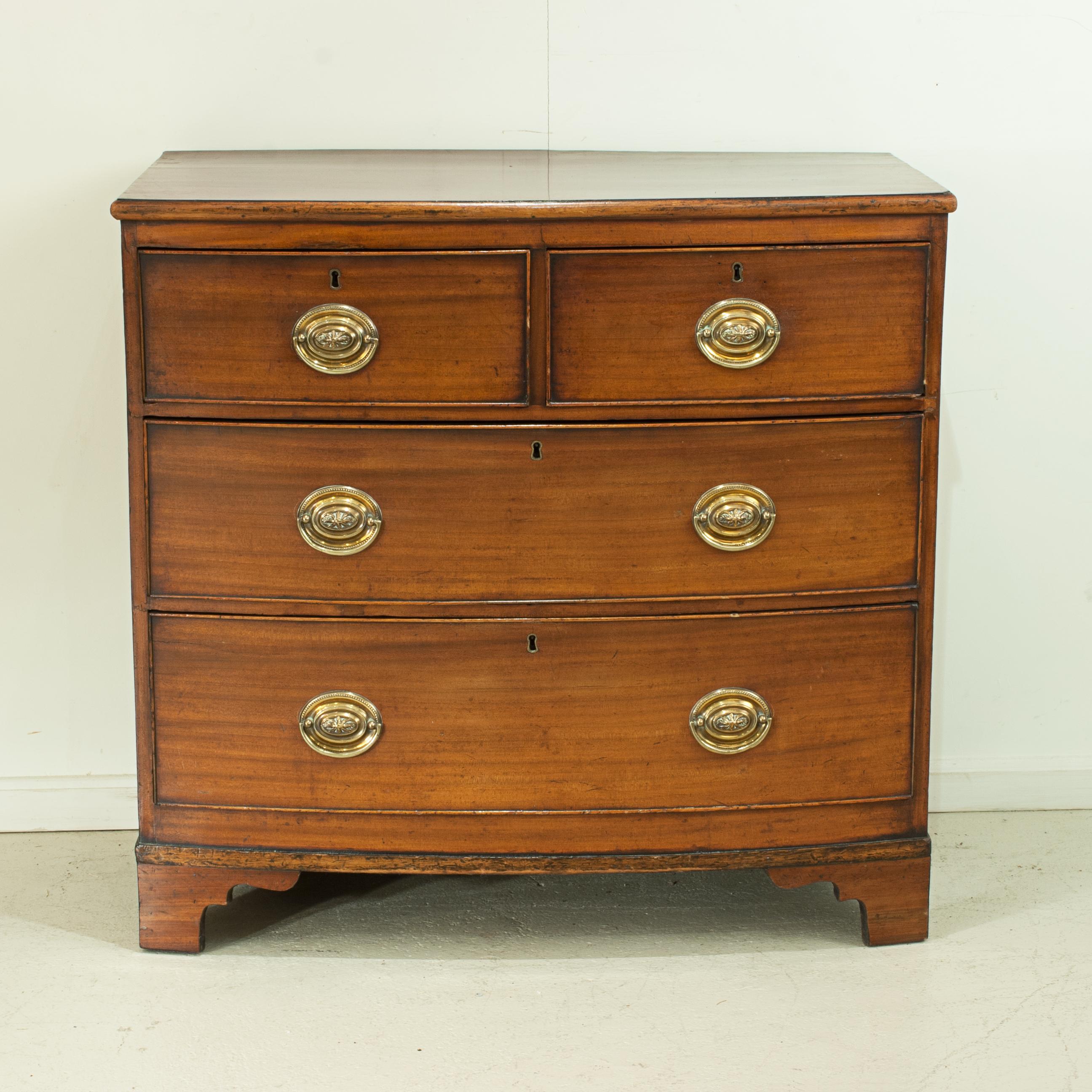 Antique Mahogany Bowfronted Chest of Drawers 6