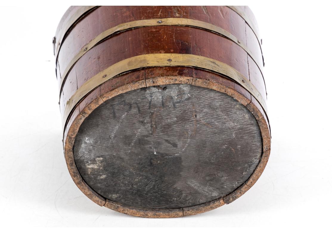 Seau à charbon de bois d'acajou antique avec revêtement galvanisé en vente 3