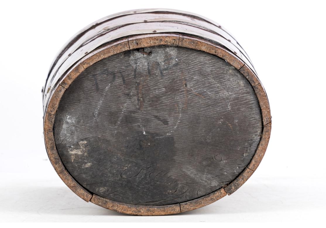 Seau à charbon de bois d'acajou antique avec revêtement galvanisé en vente 1