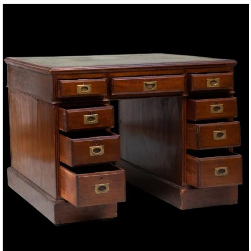 Antique Mahogany Campaign Desk In Good Condition For Sale In Locust Valley, NY