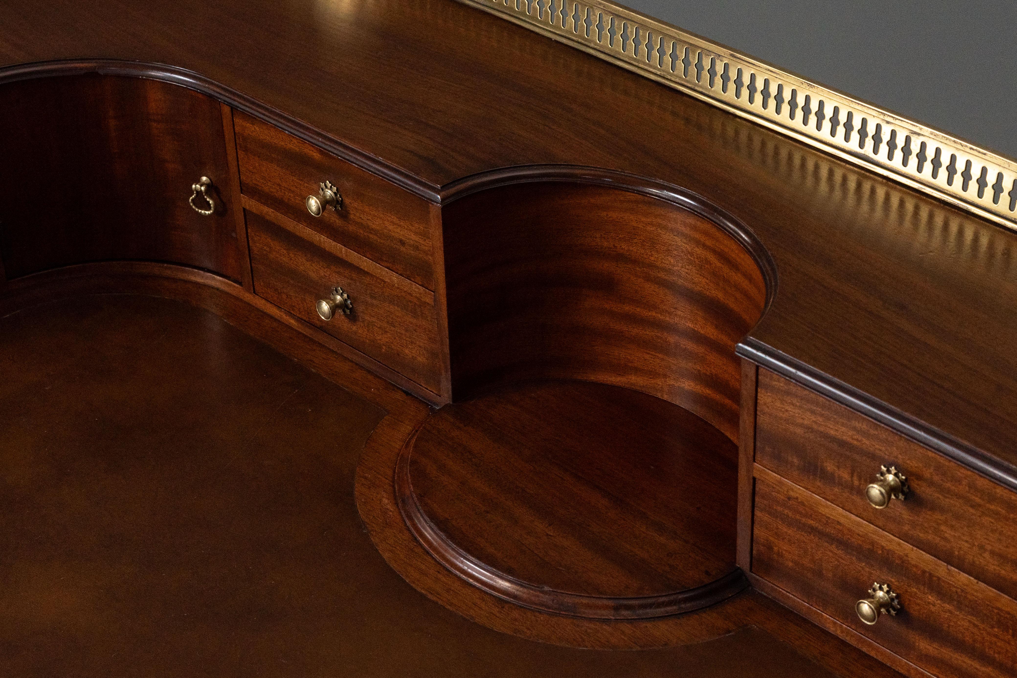 19th Century Antique Mahogany Carlton House Desk