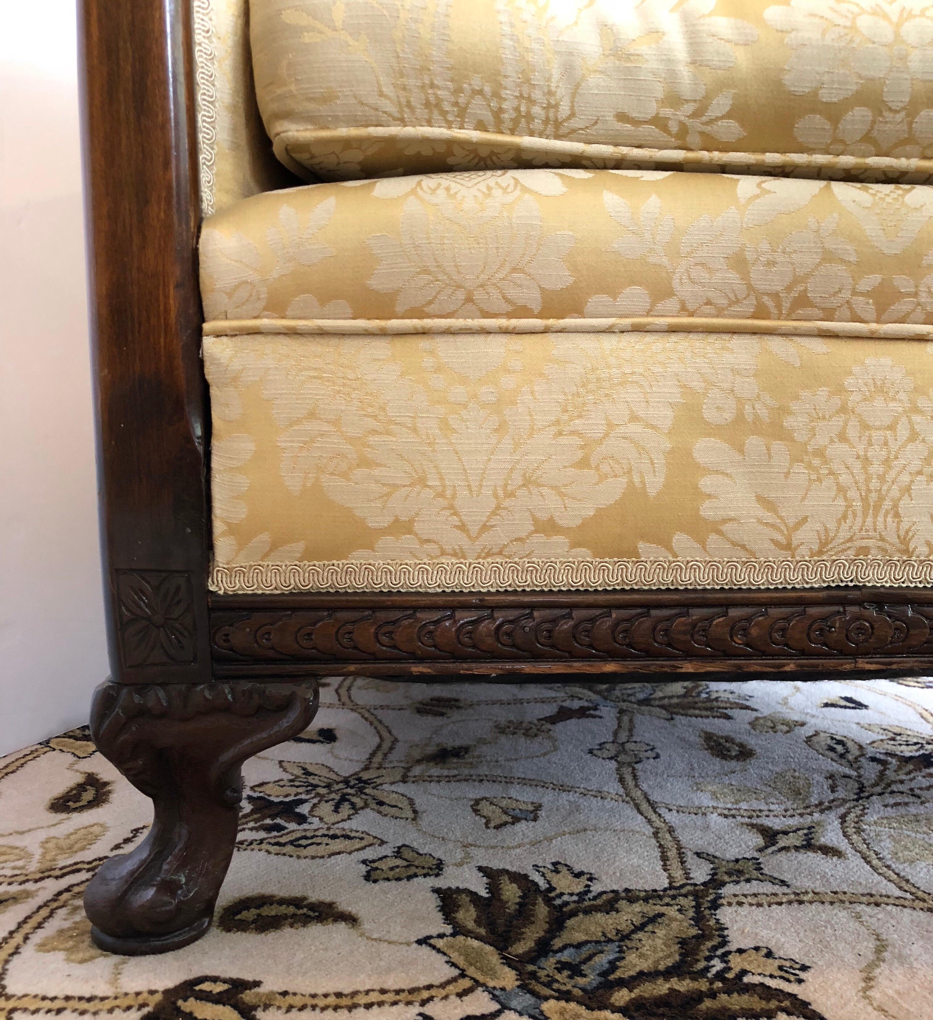 Antique Mahogany Carved George III Bishop's Chair In Excellent Condition In West Hartford, CT