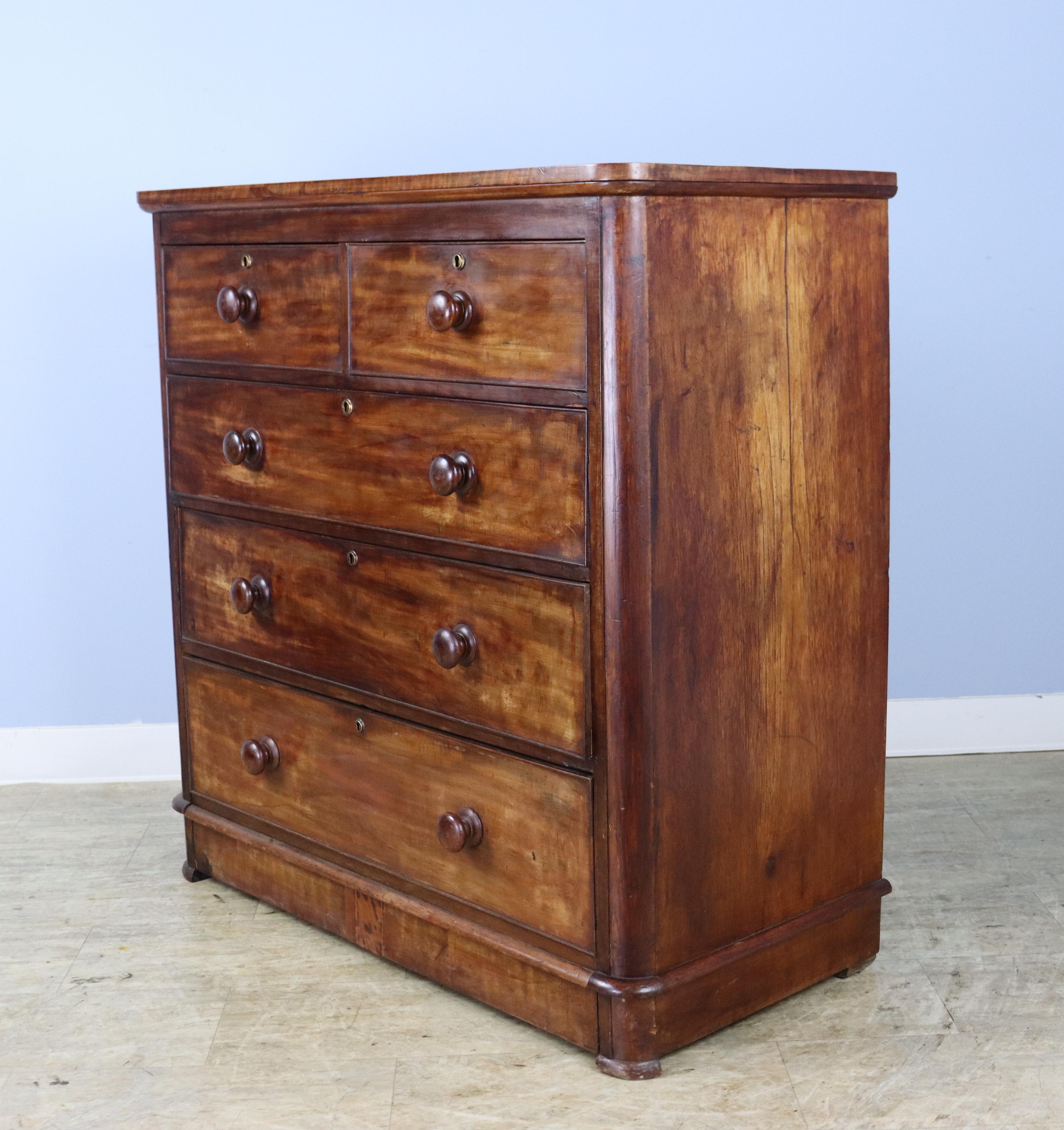 Antique Mahogany Chest of Drawers, Two Over Three Construction In Good Condition For Sale In Port Chester, NY