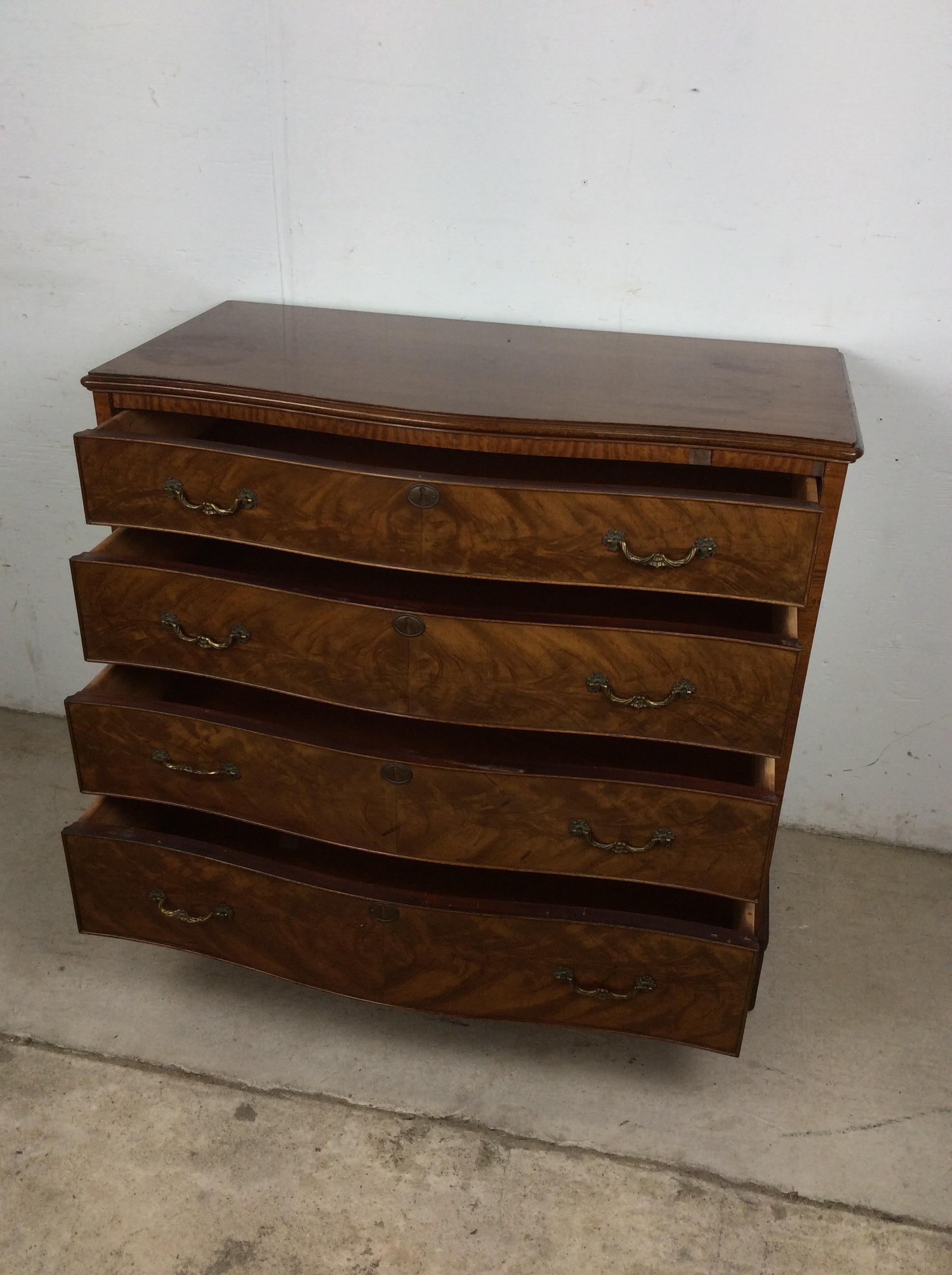 Commode ancienne en acajou avec quincaillerie en laiton en vente 9