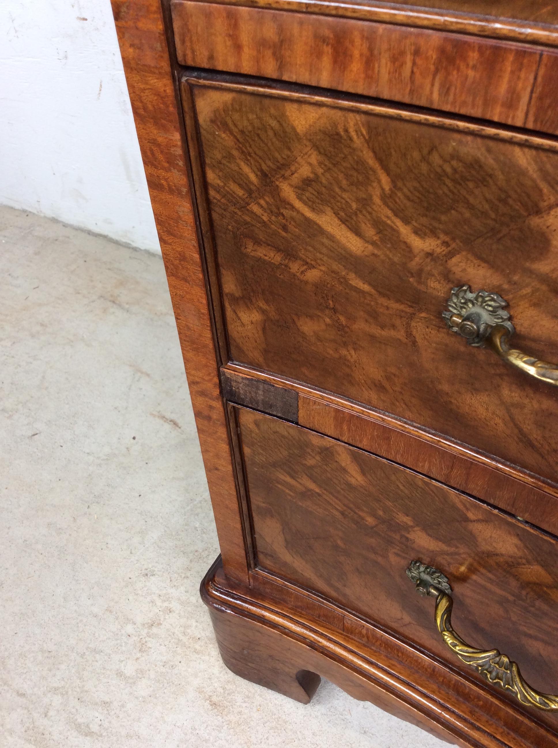 Commode ancienne en acajou avec quincaillerie en laiton en vente 12