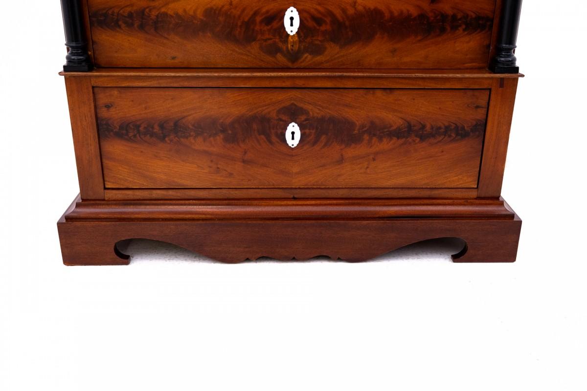 Commode ancienne avec tiroirs, Scandinavie, 2e moitié du 19e siècle Bon état - En vente à Chorzów, PL
