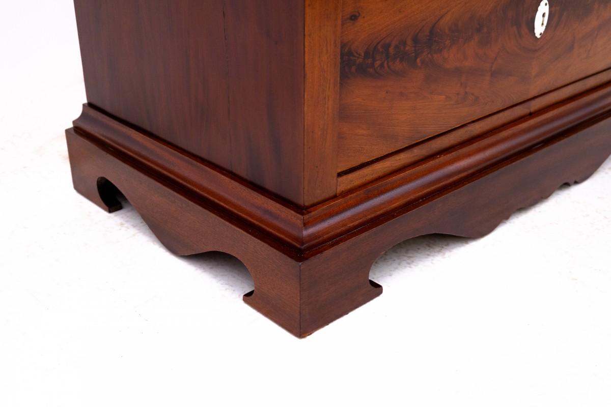 XIXe siècle Commode ancienne avec tiroirs, Scandinavie, 2e moitié du 19e siècle en vente