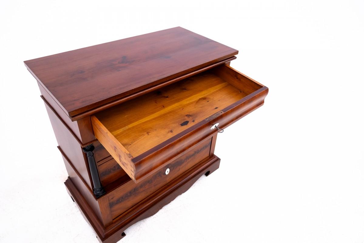 Pierre Commode ancienne avec tiroirs, Scandinavie, 2e moitié du 19e siècle en vente