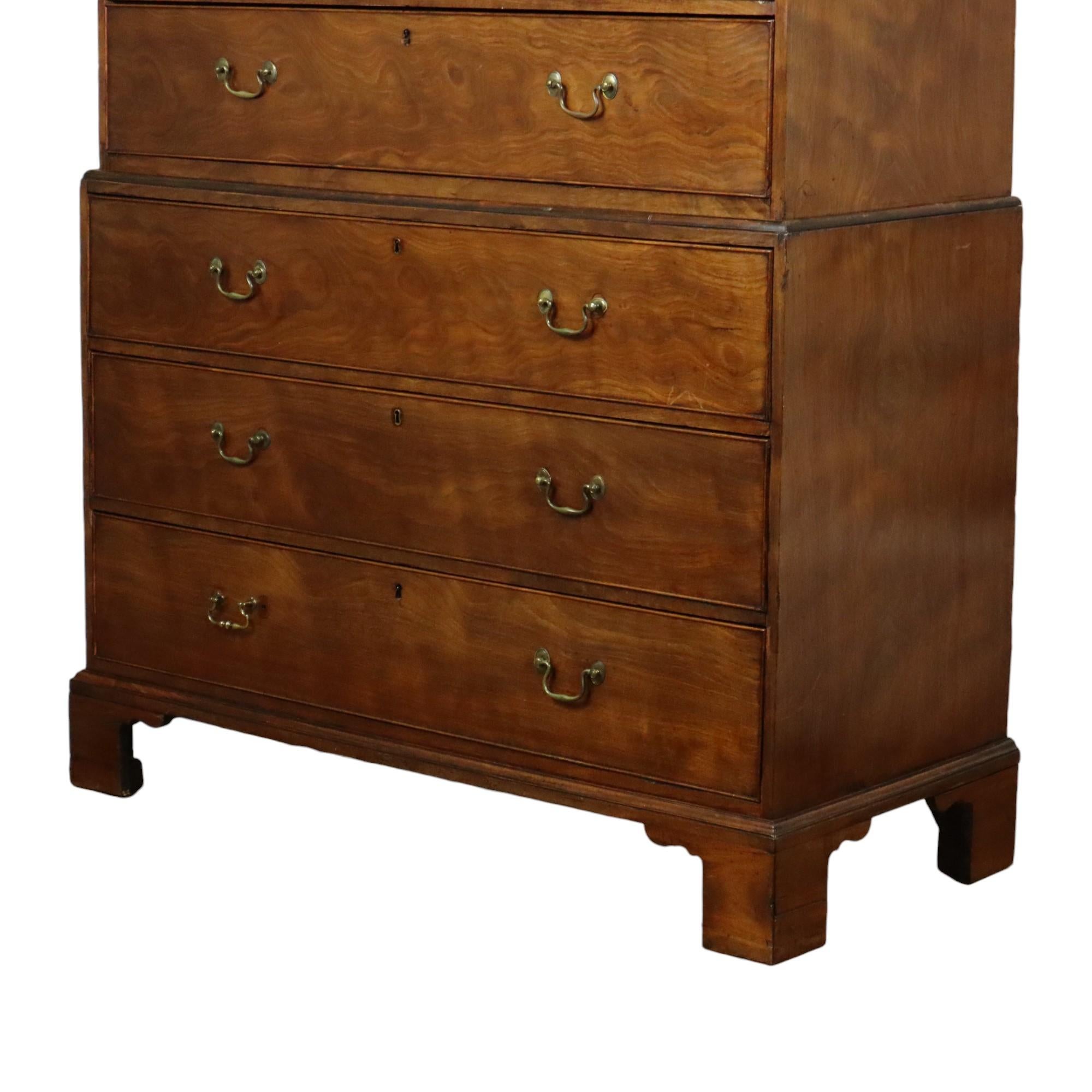 Ancienne commode haute commode sur coffre George III 19ème siècle en vente 1