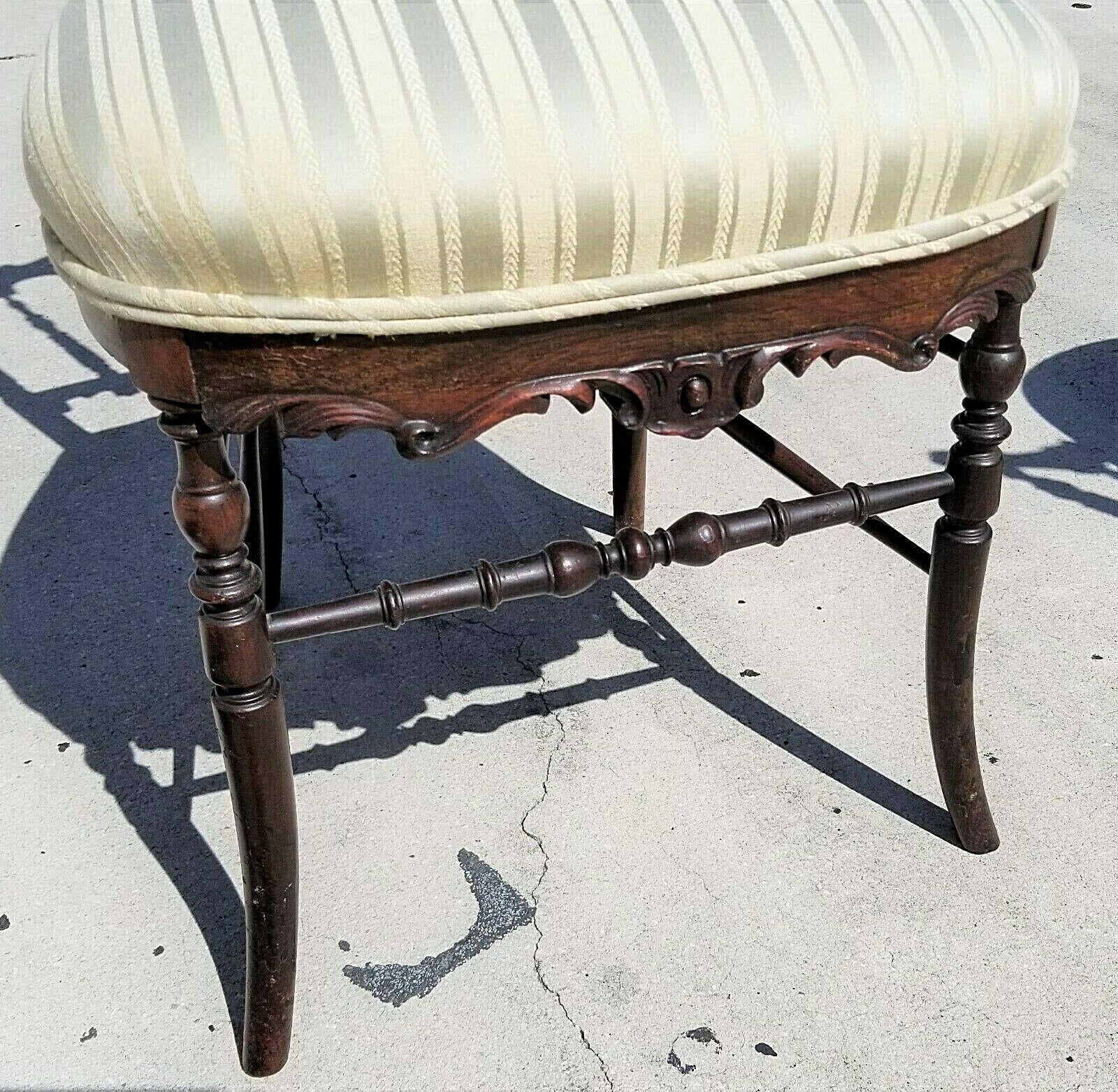 Unknown Antique Mahogany Chiavari Vanity Accent Chair For Sale