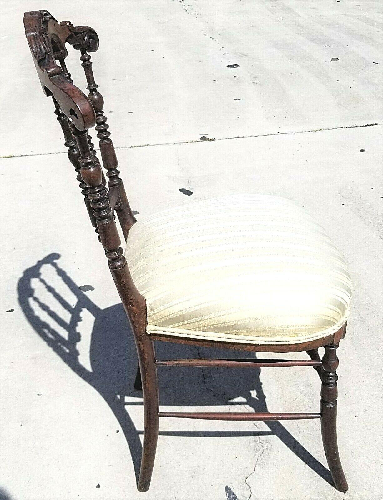 19th Century Antique Mahogany Chiavari Vanity Accent Chair For Sale