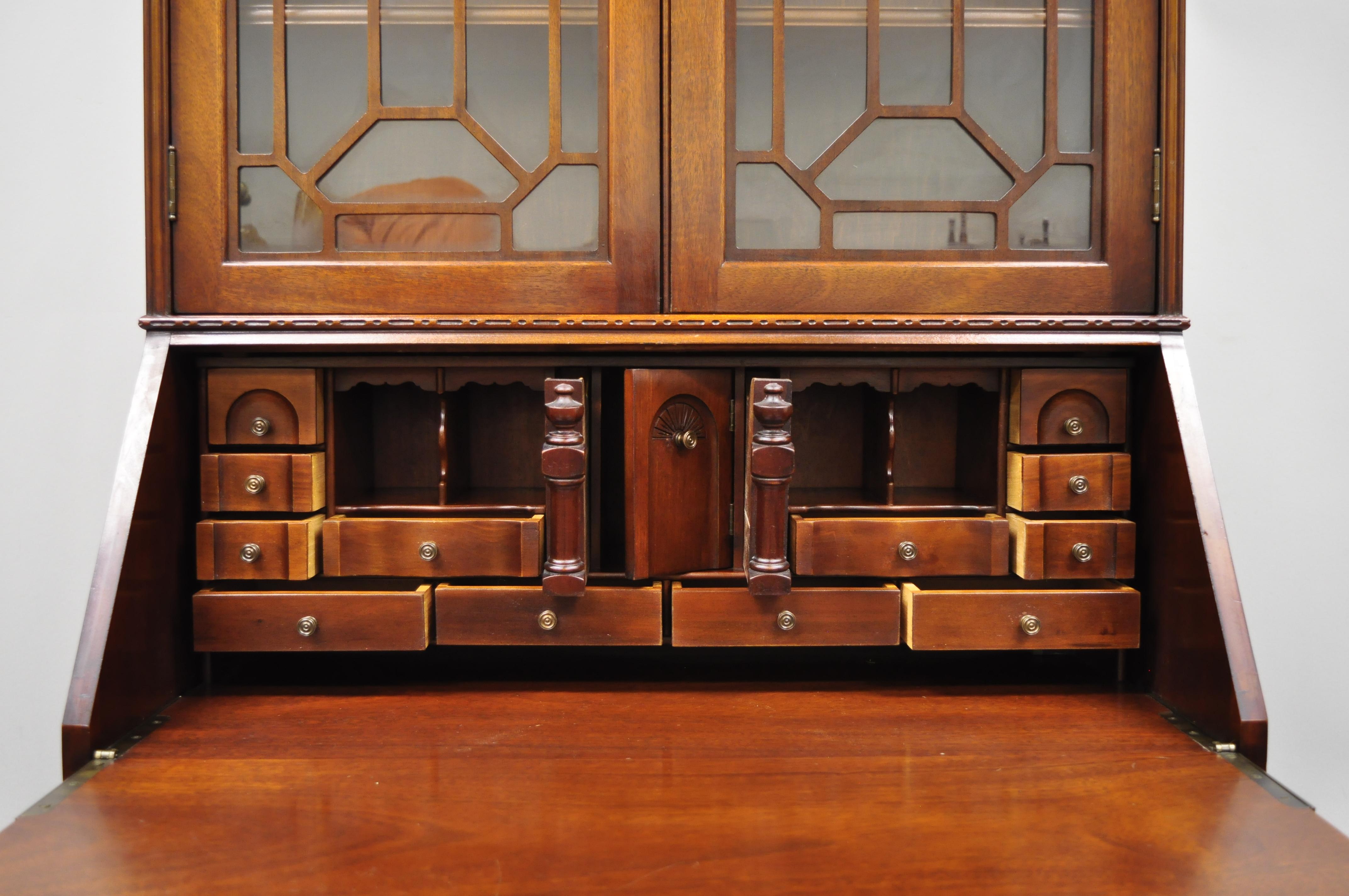 Antique Mahogany Chinese Chippendale Carved Fretwork Bookcase Secretary Desk In Good Condition In Philadelphia, PA
