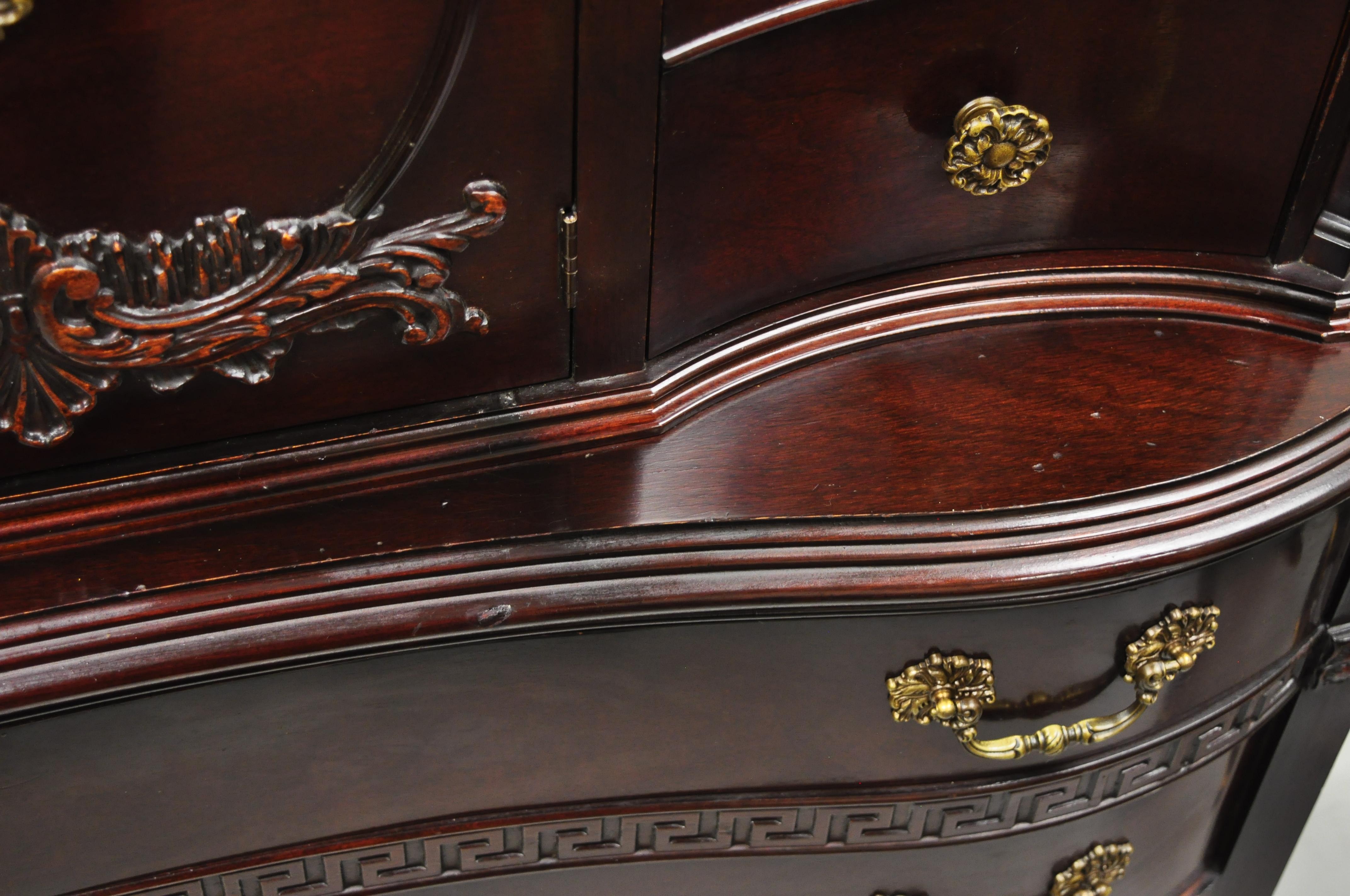 North American Antique Mahogany Chinese Chippendale Hollywood Regency Chest Dresser Cabinet