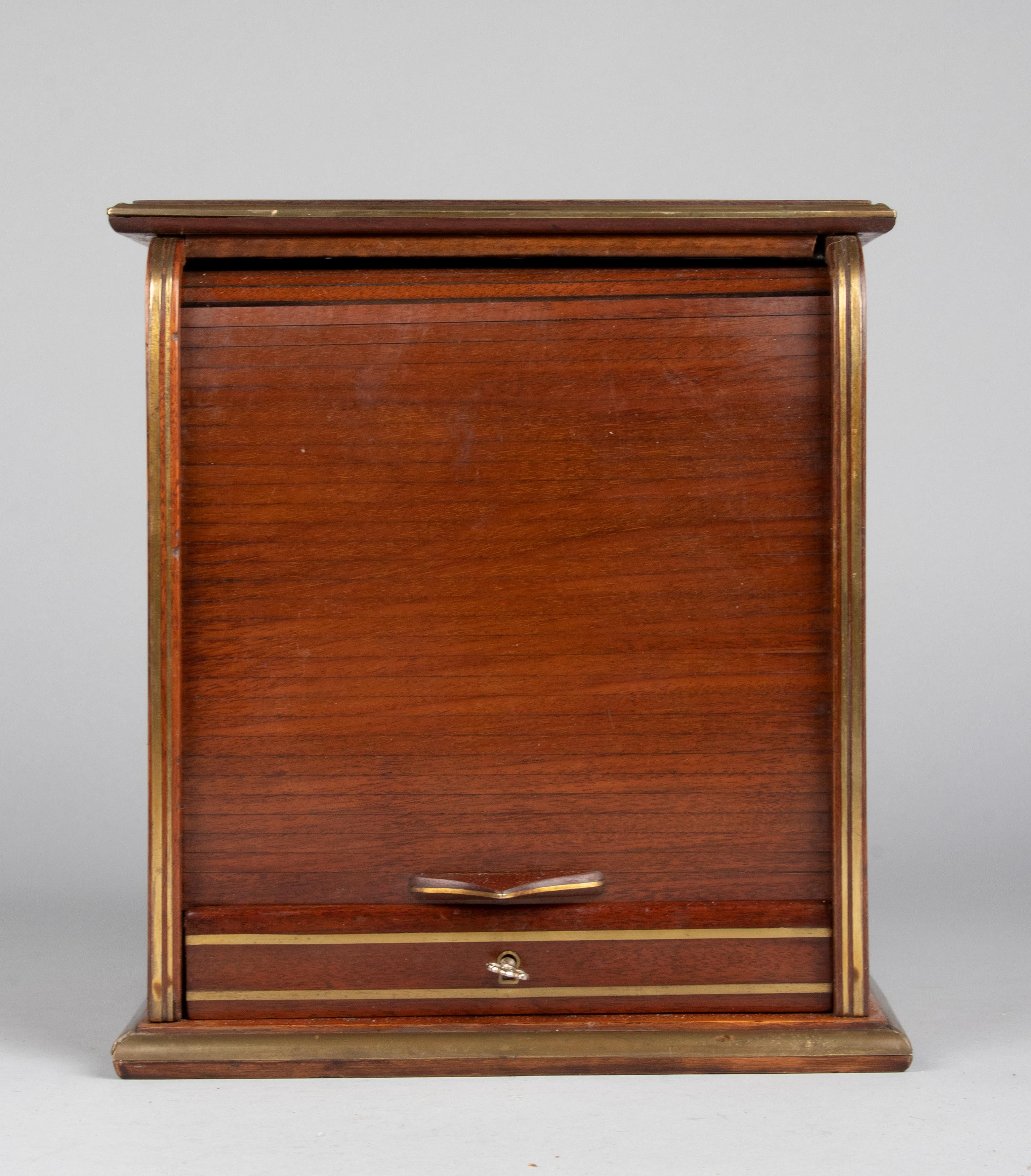 tambour box