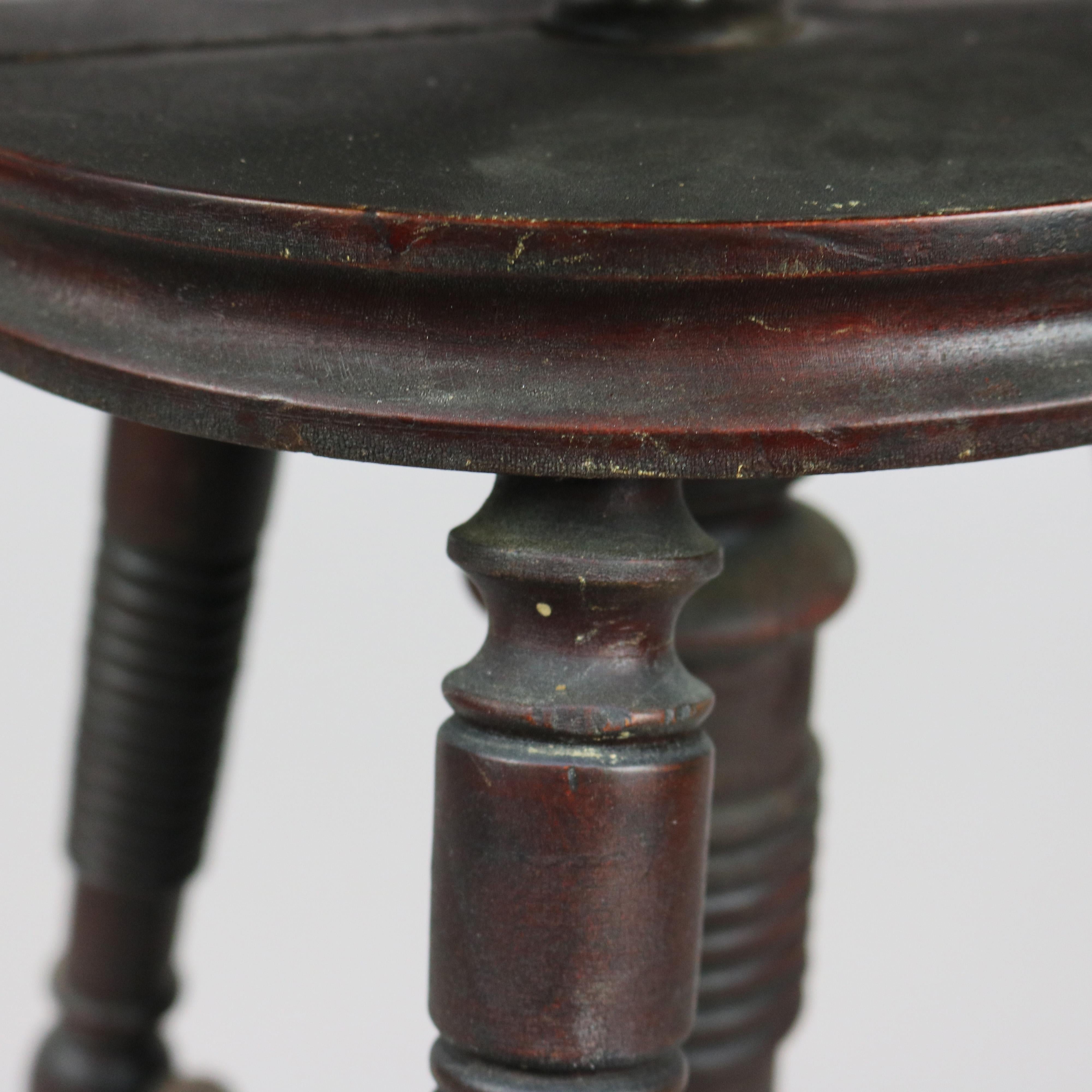 Antique Mahogany Claw Foot Piano Stool circa 1900 In Good Condition In Big Flats, NY