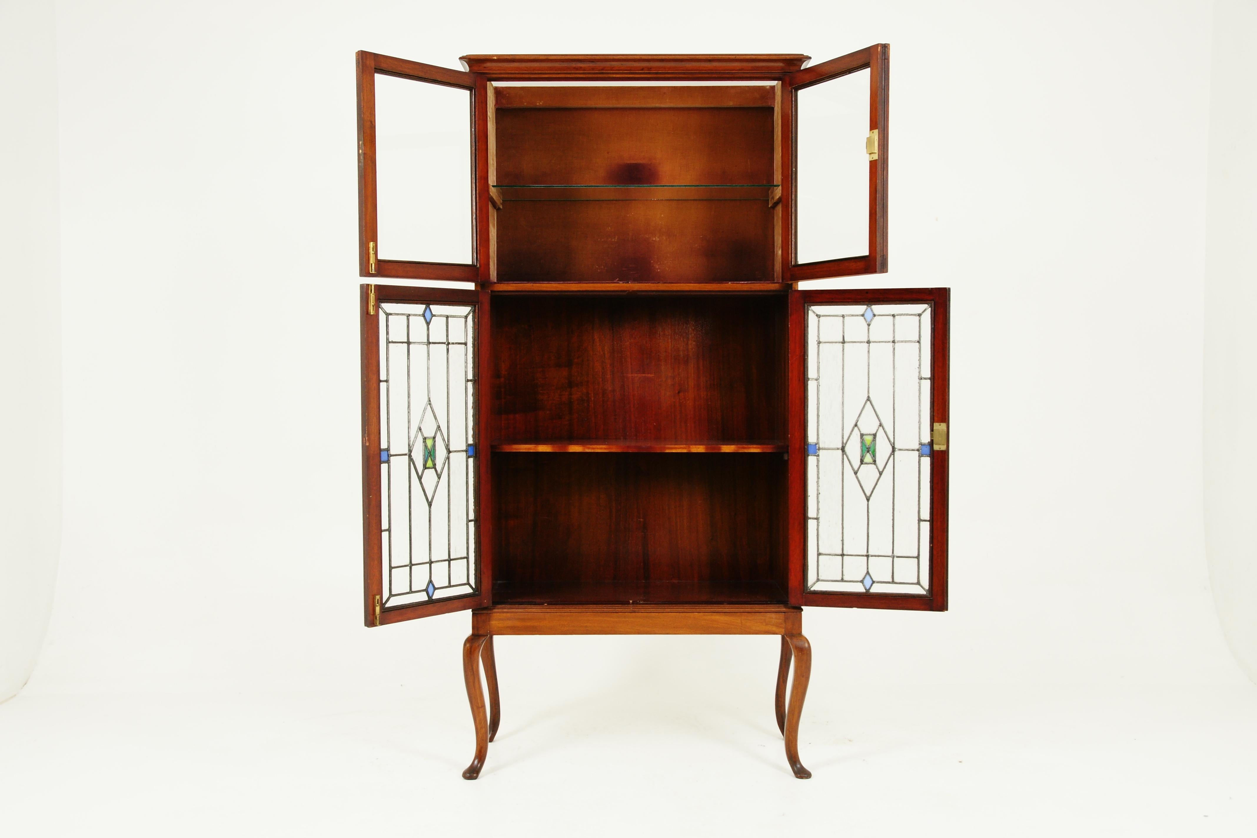 Antique walnut cocktail cabinet, stained glass, Arts & Crafts, Scotland 1910, B2342

Scotland 1910
Solid walnut
Original finish
Moulded cornice with glass top
Pair of original beveled glass doors, inside is a single glass shelf
The bottom has a pair