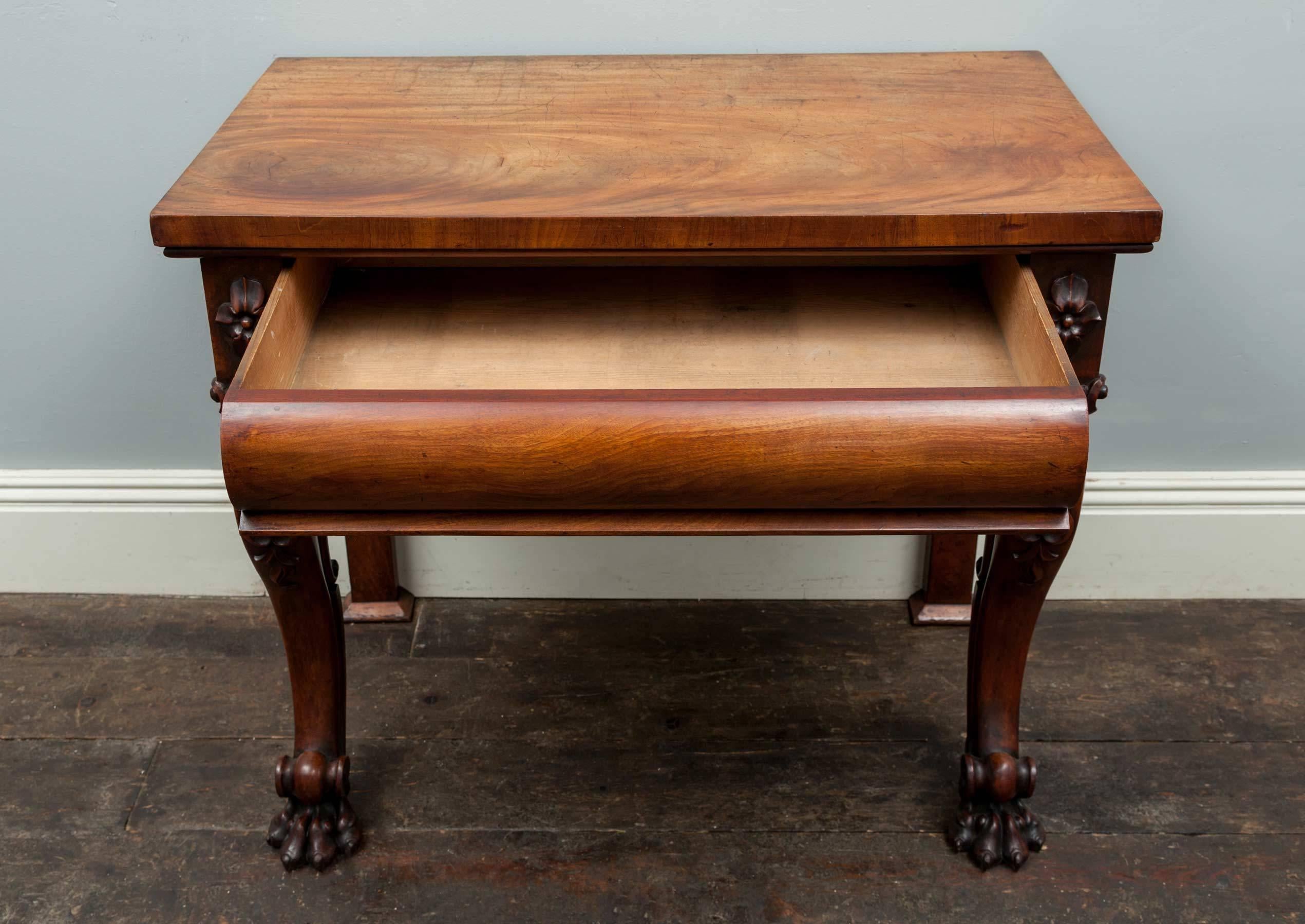Regency Table Console Antique en Acajou en vente