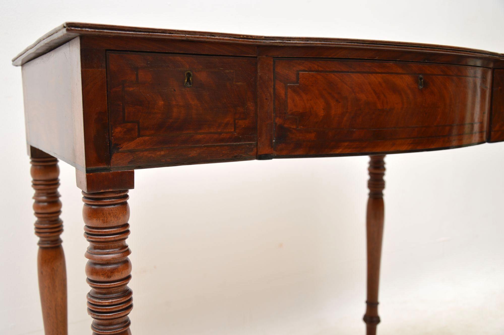 Antique Mahogany Console Table or Desk In Excellent Condition In London, GB