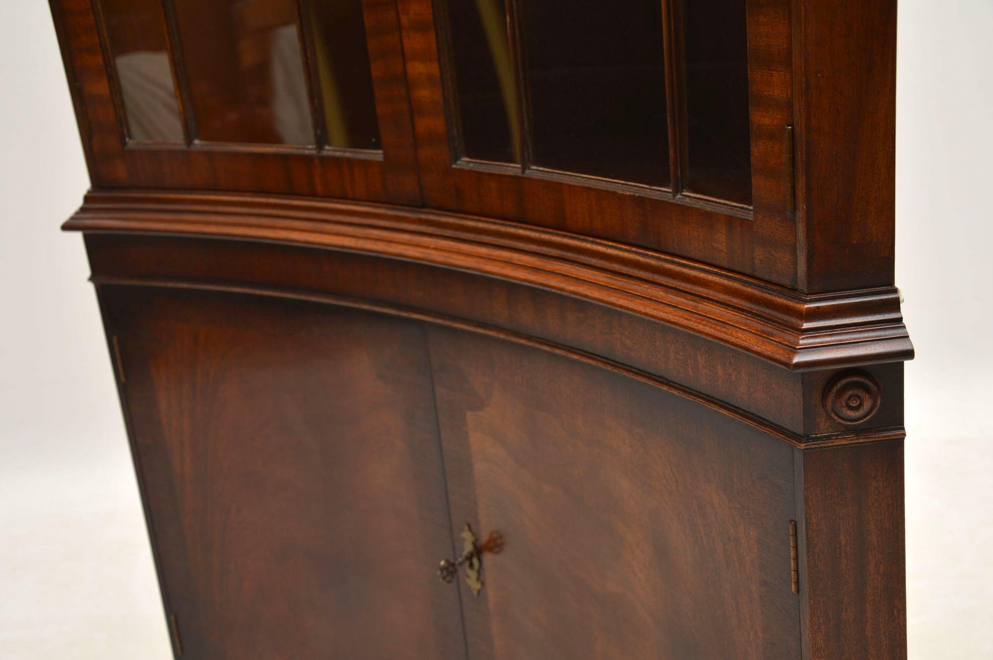 Mid-20th Century Antique Mahogany Corner Cabinet