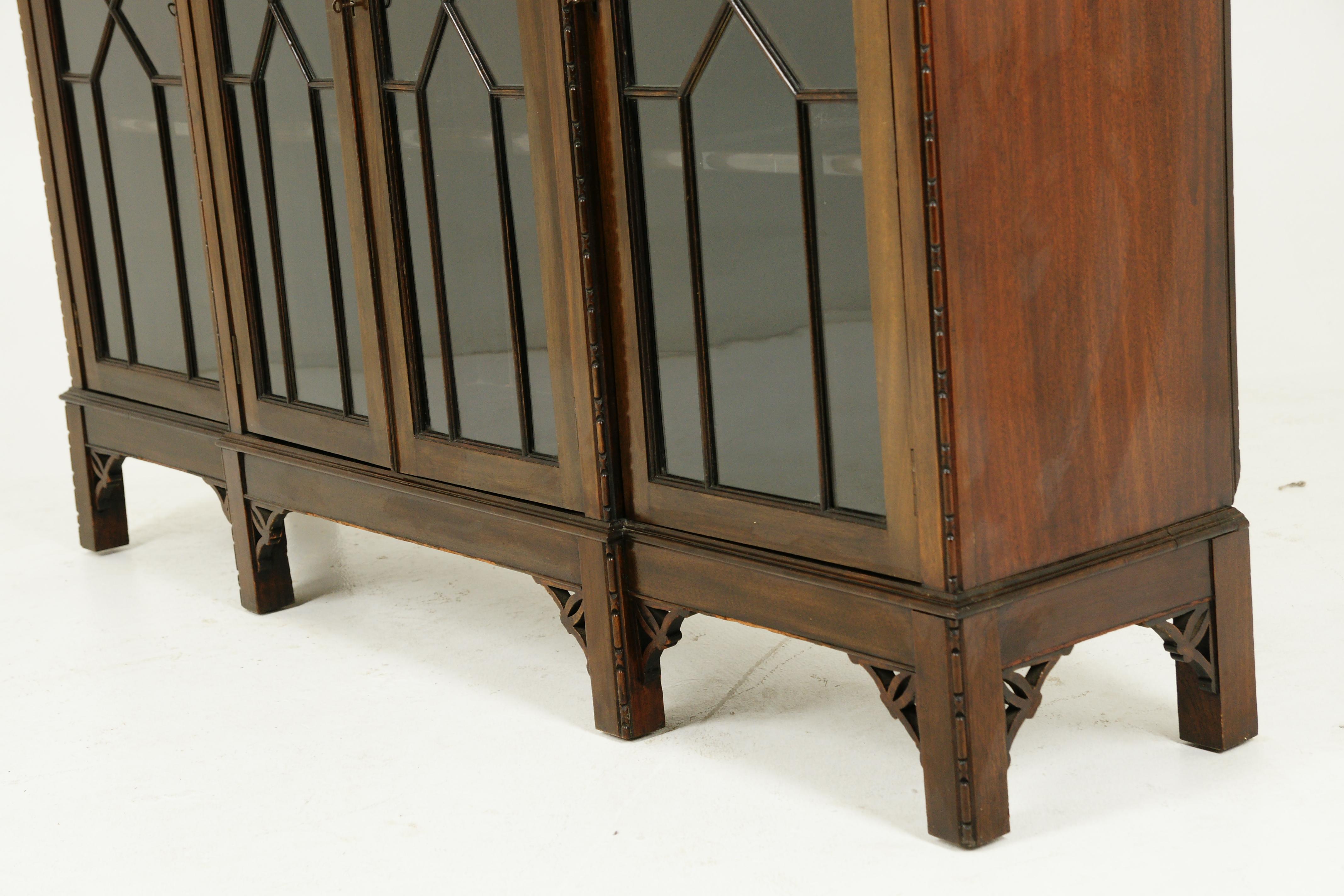 Early 20th Century Antique Walnut Display Cabinet, Chippendale Style, Breakfront Bookcase, B2437