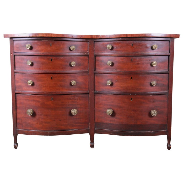 Antique Mahogany Double Bow Front Eight Drawer Dresser Late 19th Century At 1stdibs