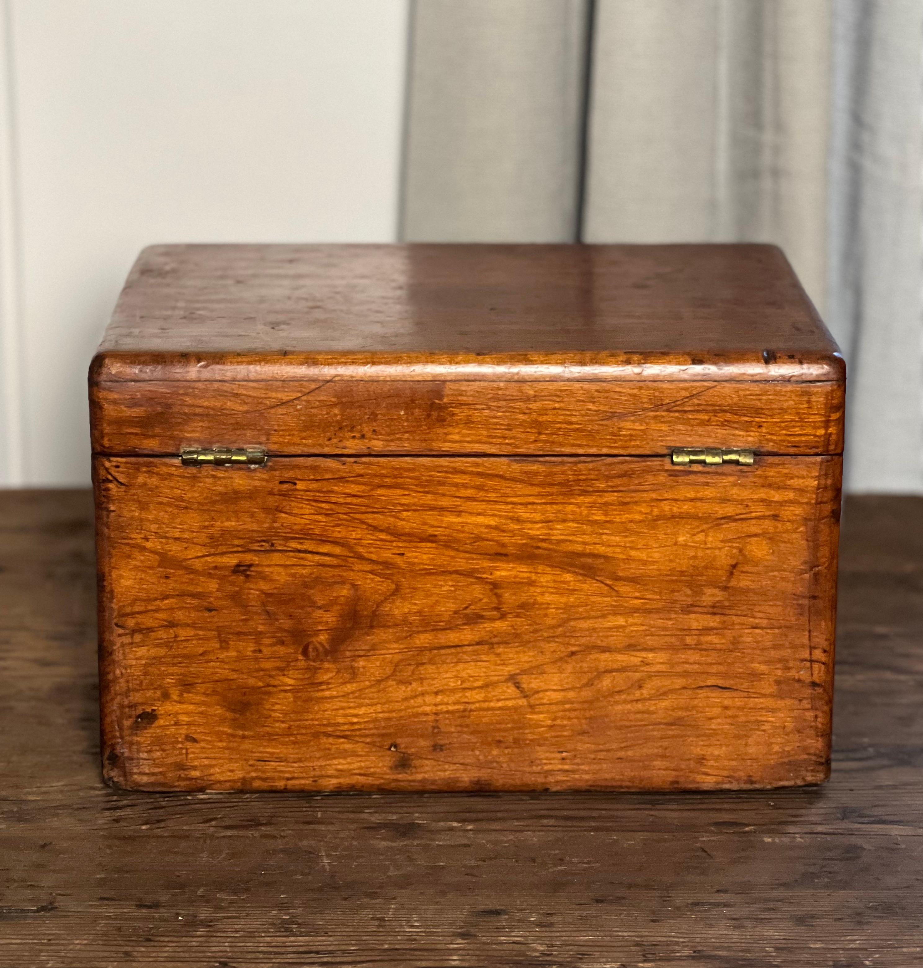 Antique Mahogany Dovetailed Officer's Writing or Desk Box 3