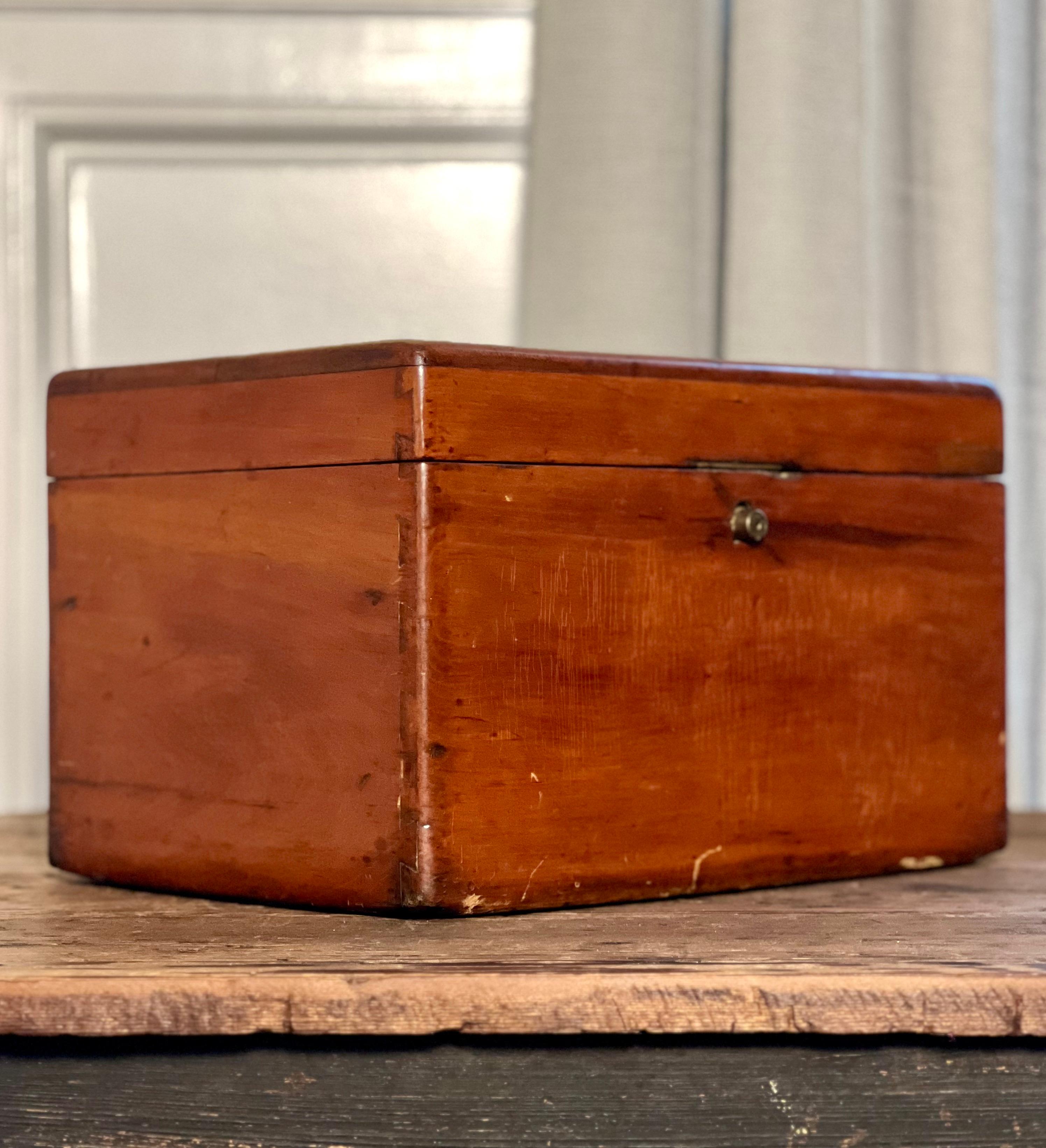 Joinery Antique Mahogany Dovetailed Officer's Writing or Desk Box