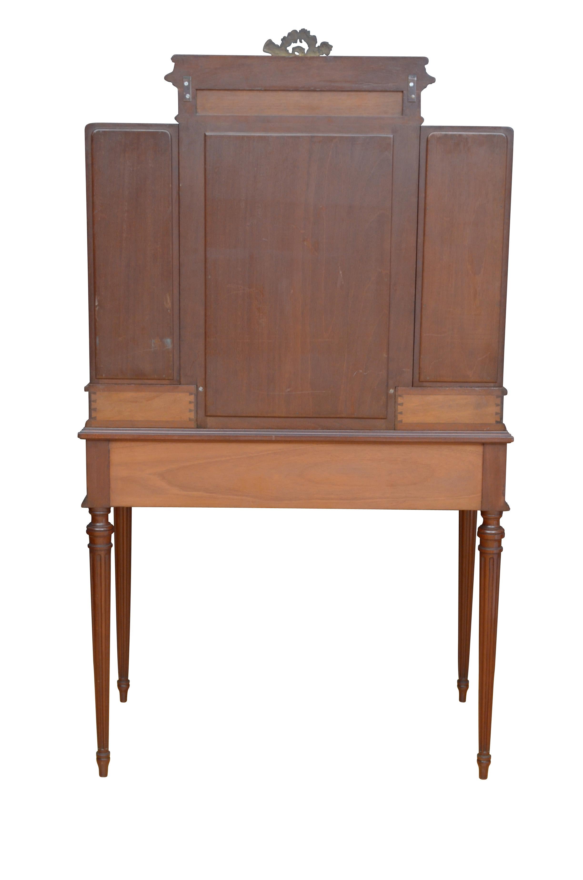 Antique Mahogany Dressing Table For Sale 5