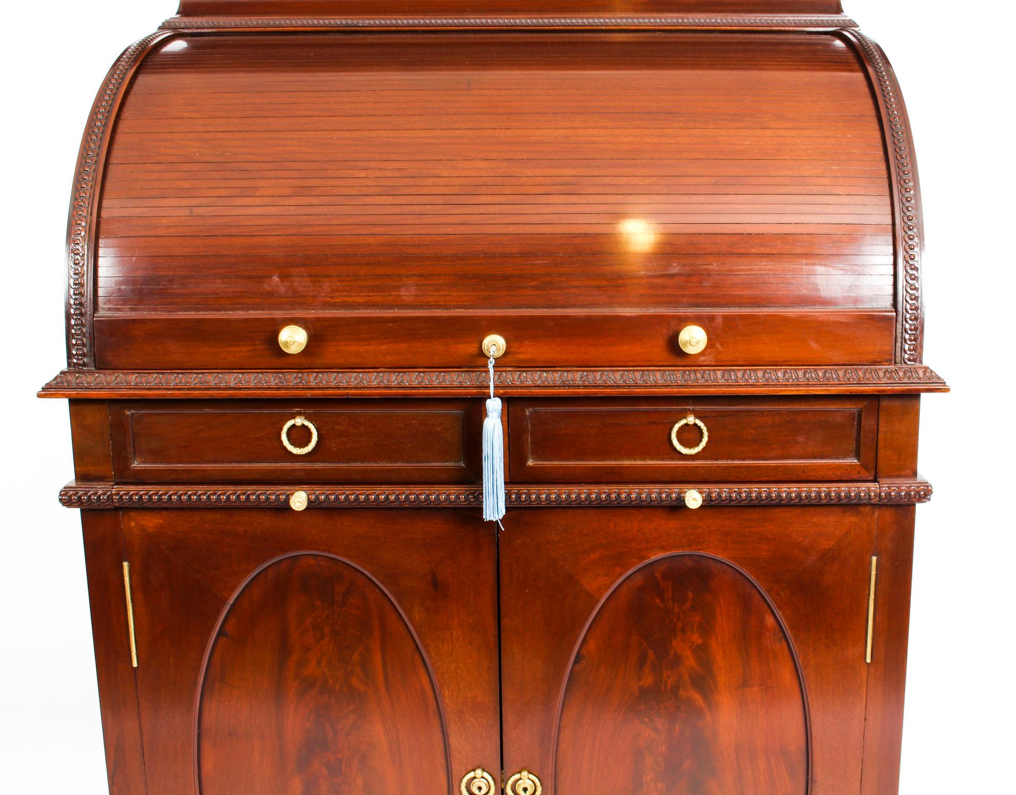 Late 19th Century Antique Mahogany Drinks Cocktail Cabinet Dry Bar, 19th Century