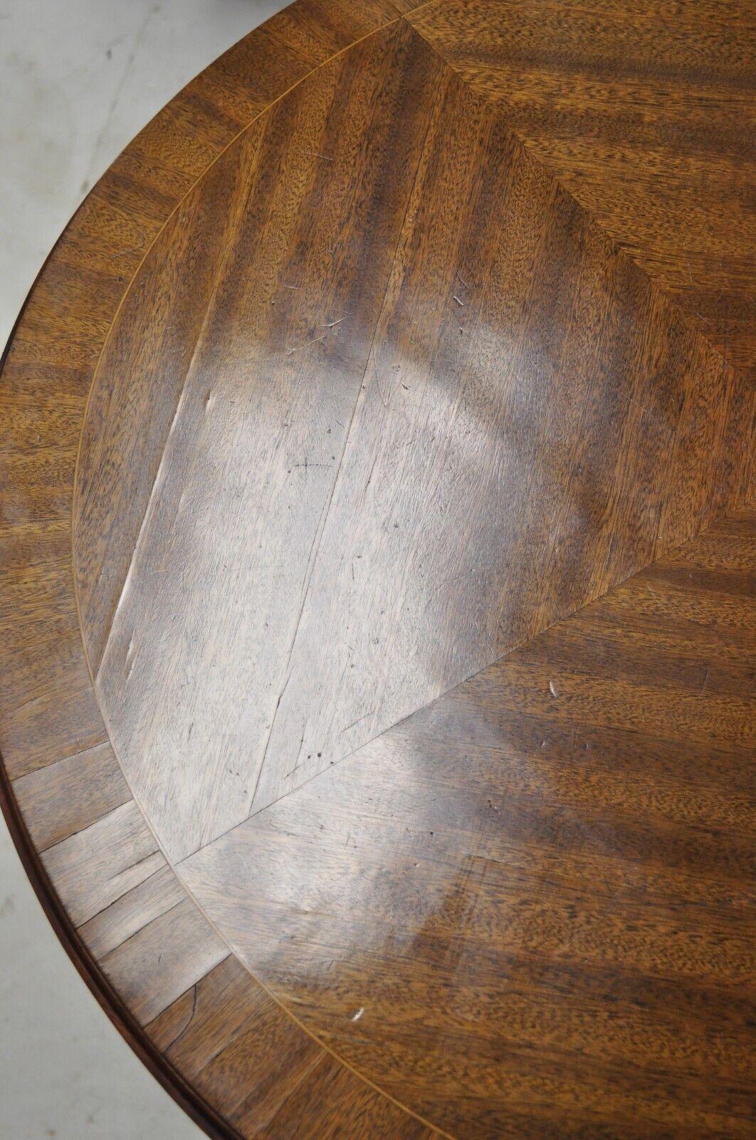 Antique Mahogany Edwardian Bellflower Inlay Round Center Table For Sale 2