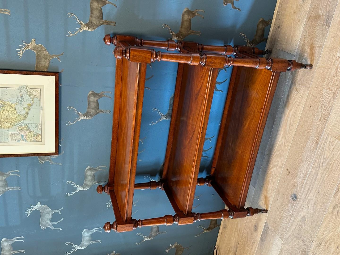 Antique walnut etagaire in perfect and original condition. Can be used for various purposes. For example books, magazines, drinks, crockery etc. Super quality and beautiful weathered color
Origin: England
Period: Ca. 1860
Size: W. 105cm, D.44cm,