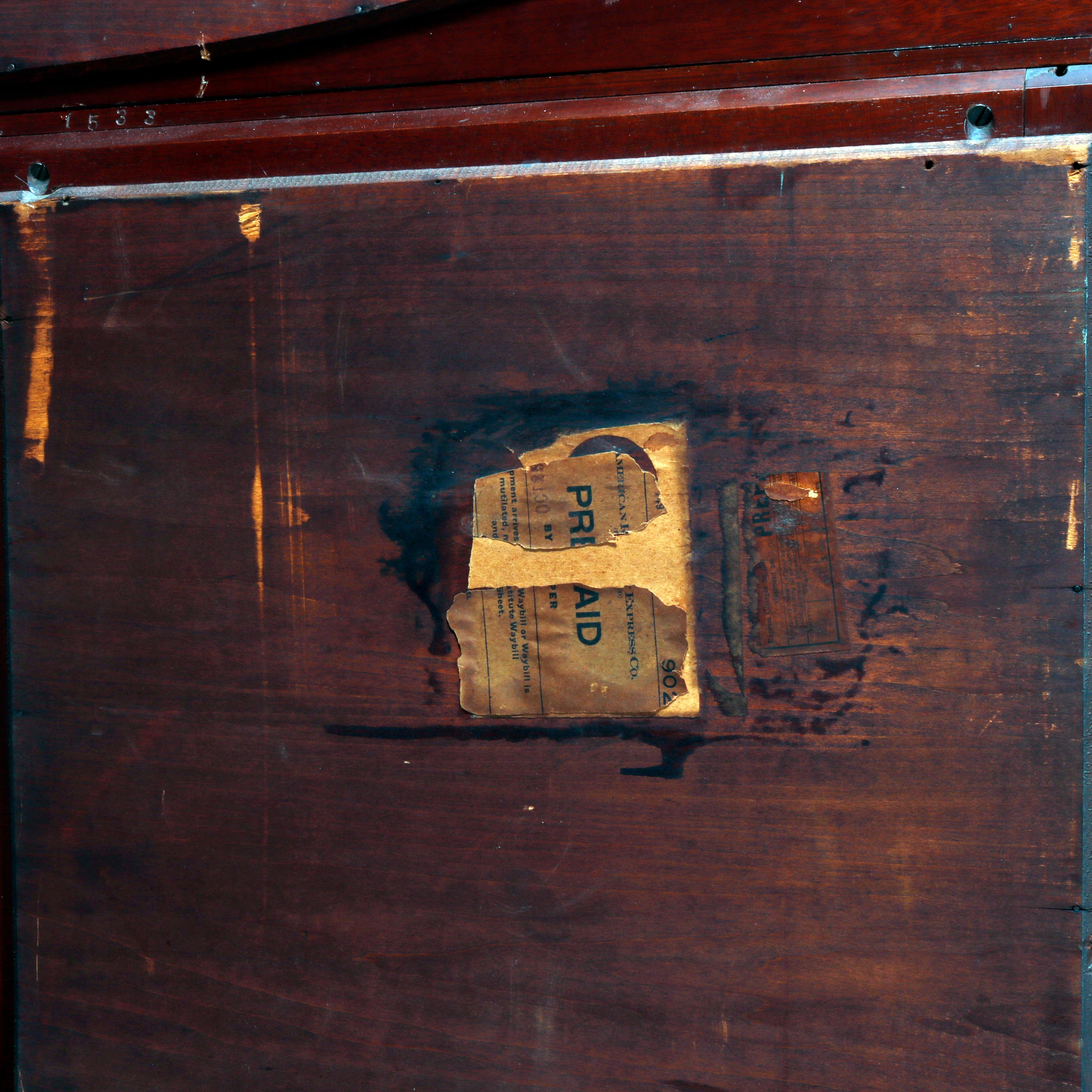 Antique Mahogany Étagère Mirrored Curio Cabinet, circa 1900 7