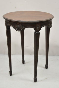Antique Mahogany French Victorian Style Round Accent Side Table