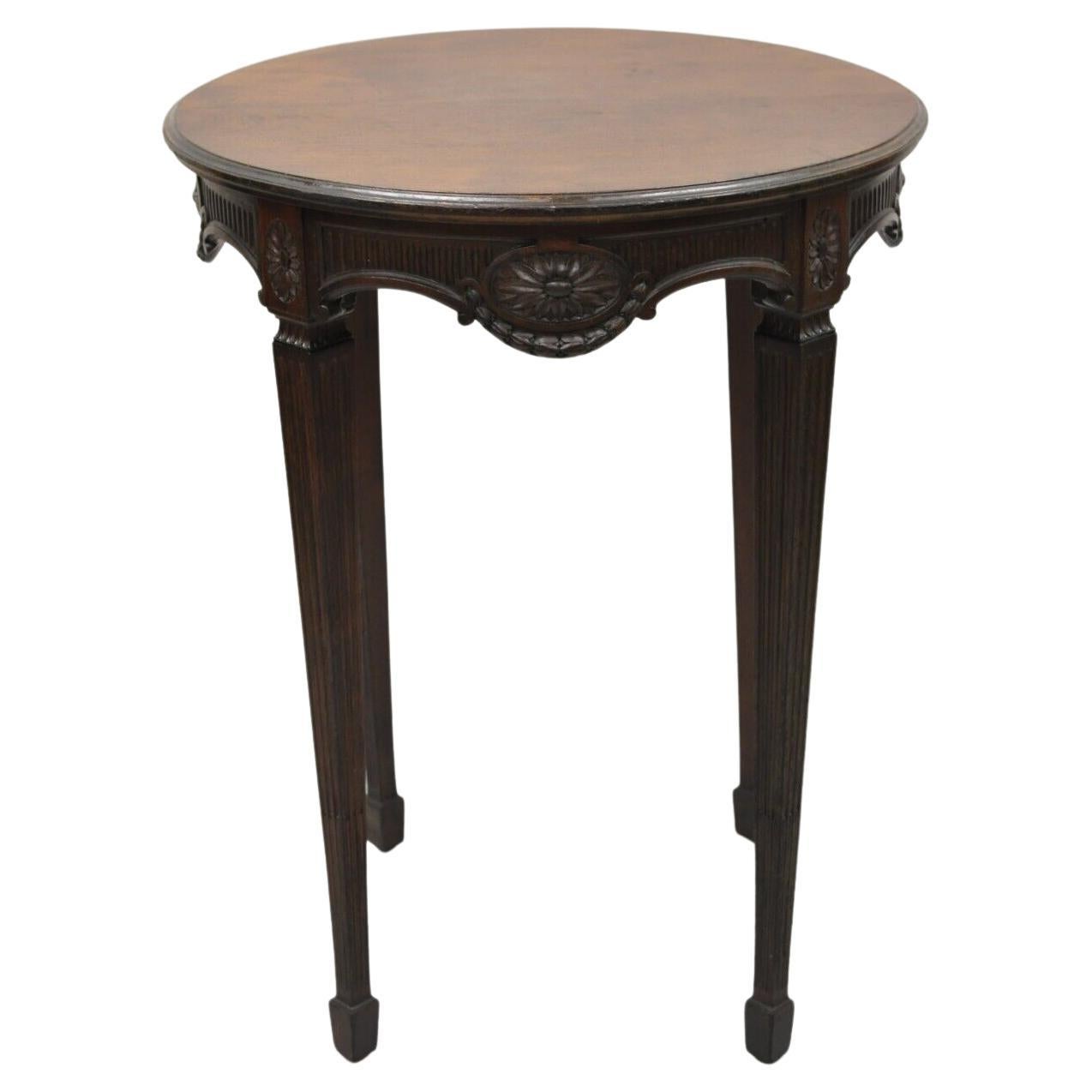 Antique Mahogany French Victorian Style Round Accent Side Table