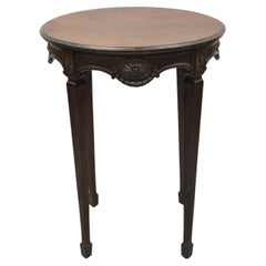 Antique Mahogany French Victorian Style Round Accent Side Table