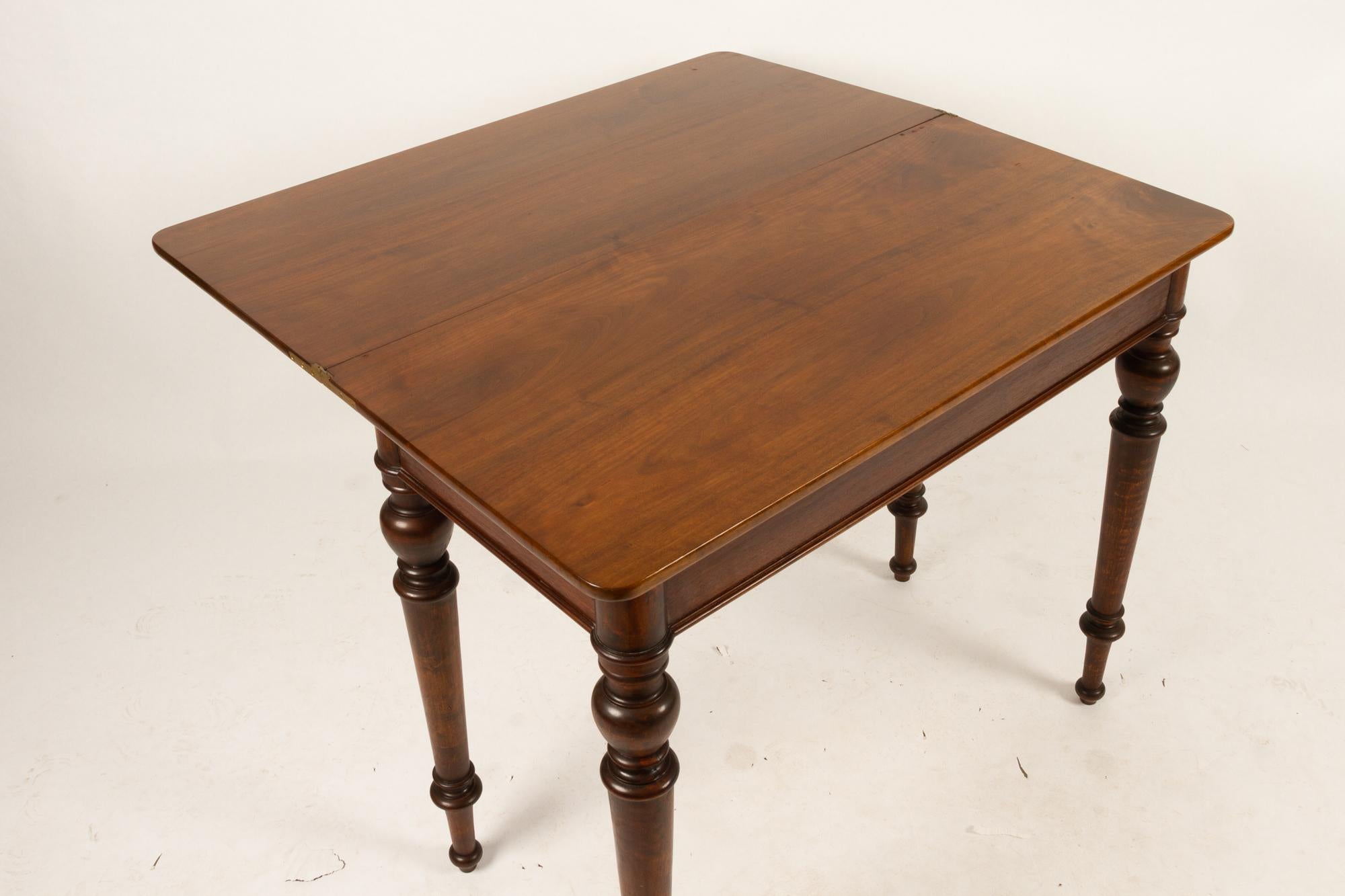 Antique Mahogany Game Table, Late 19th Century 6