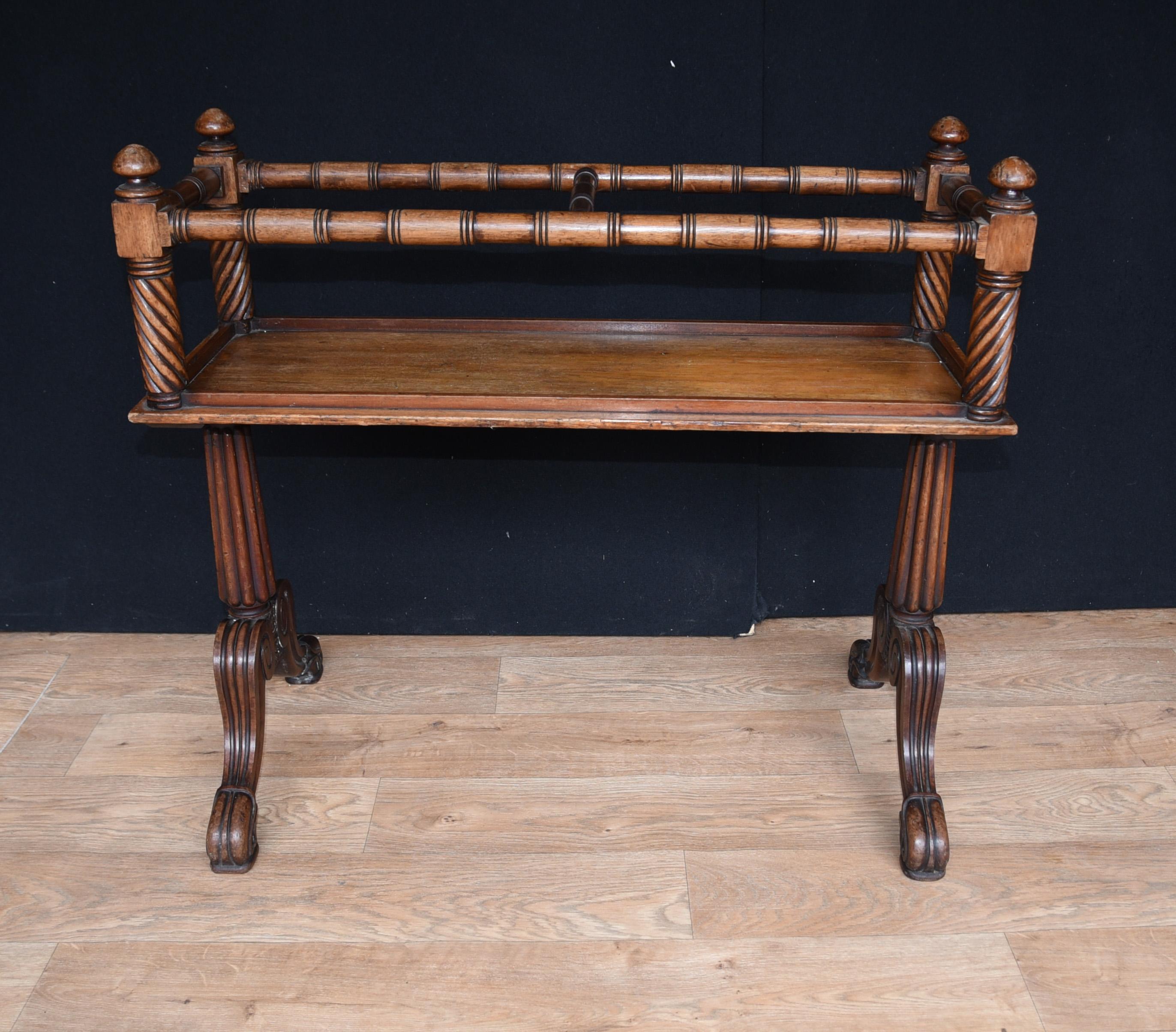 - Wonderful antique Gillows wine rack in mahogany
- Offered in great condition, ready for home use right away
- Viewings available - please let us know if you would like to view in our Hertfordshire showroom
- Note if you would like to view in