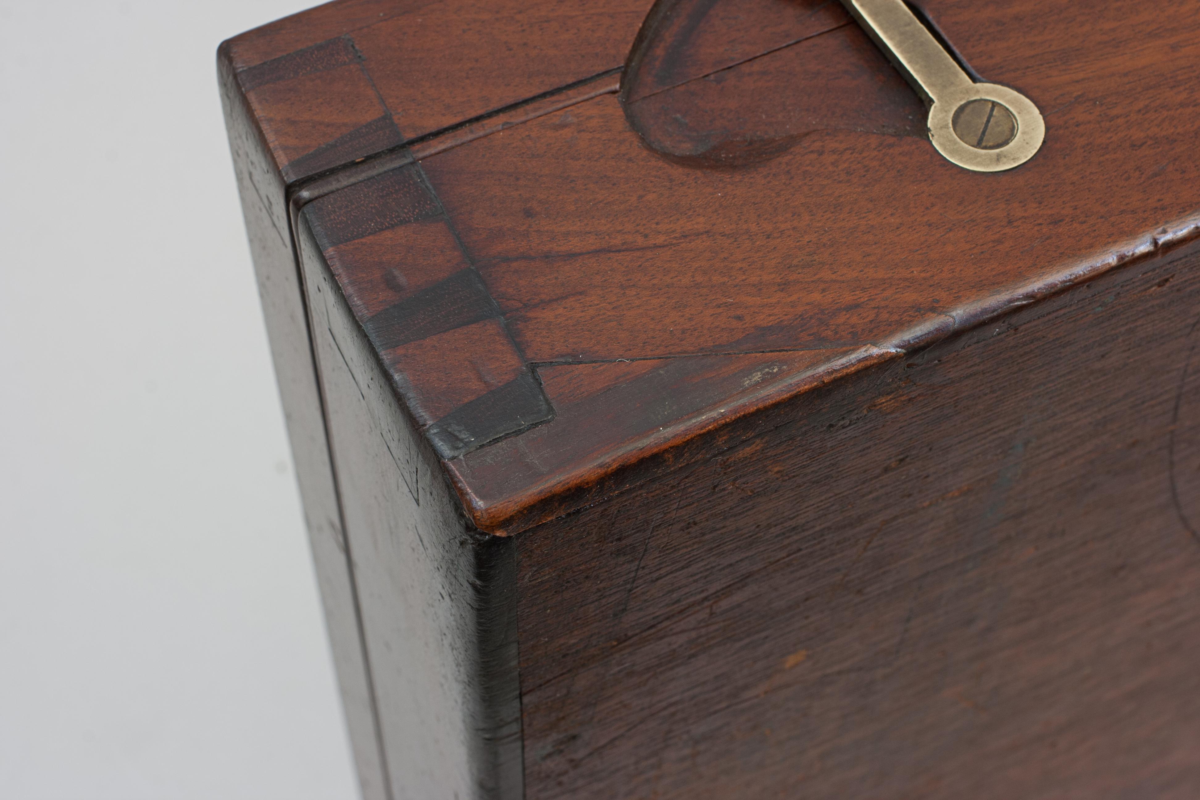 Antique Mahogany Gun Case For Sale 2