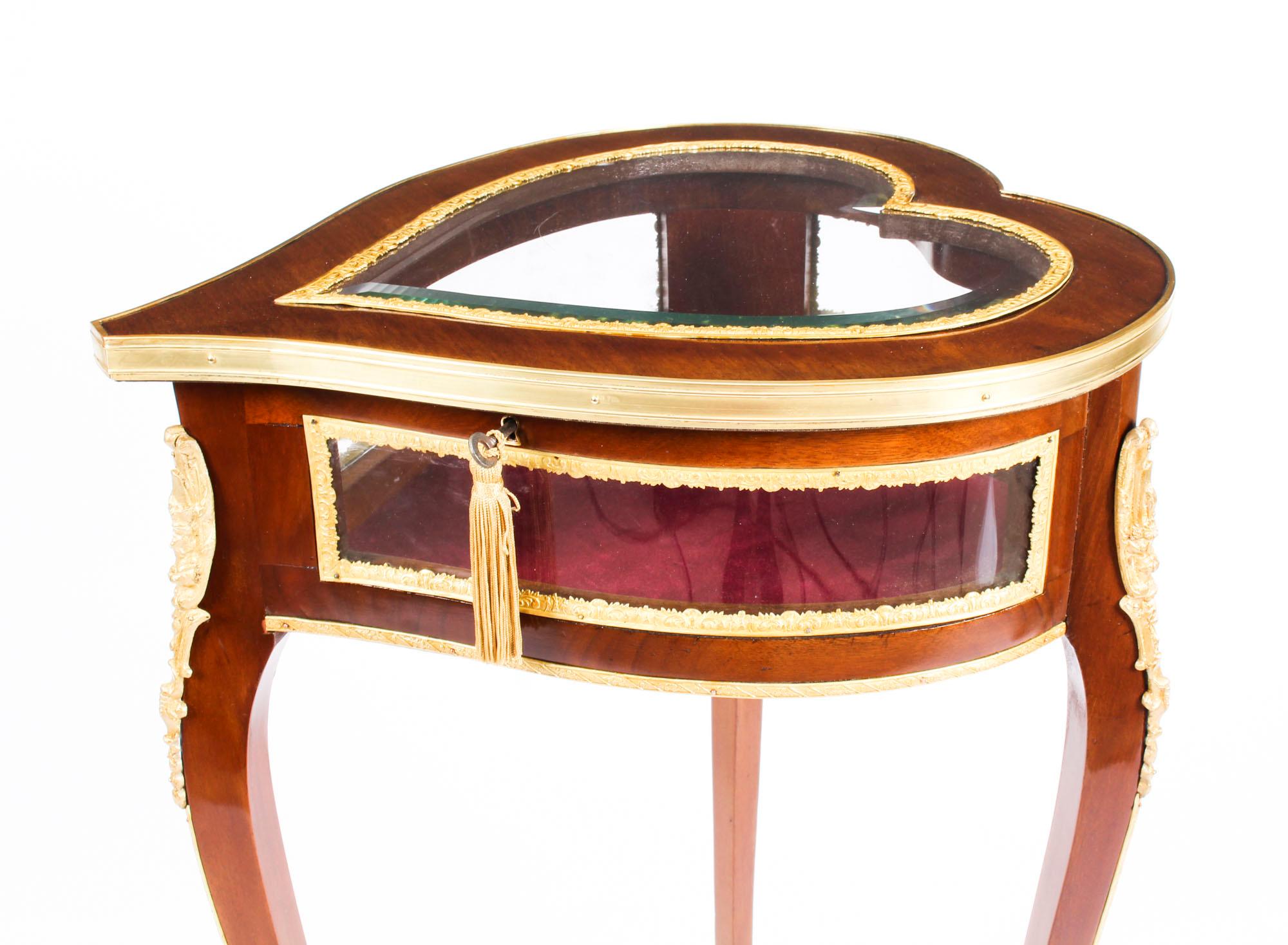 Louis XV Antique Mahogany Heart Shaped Display Bijouterie Table Louis Revival