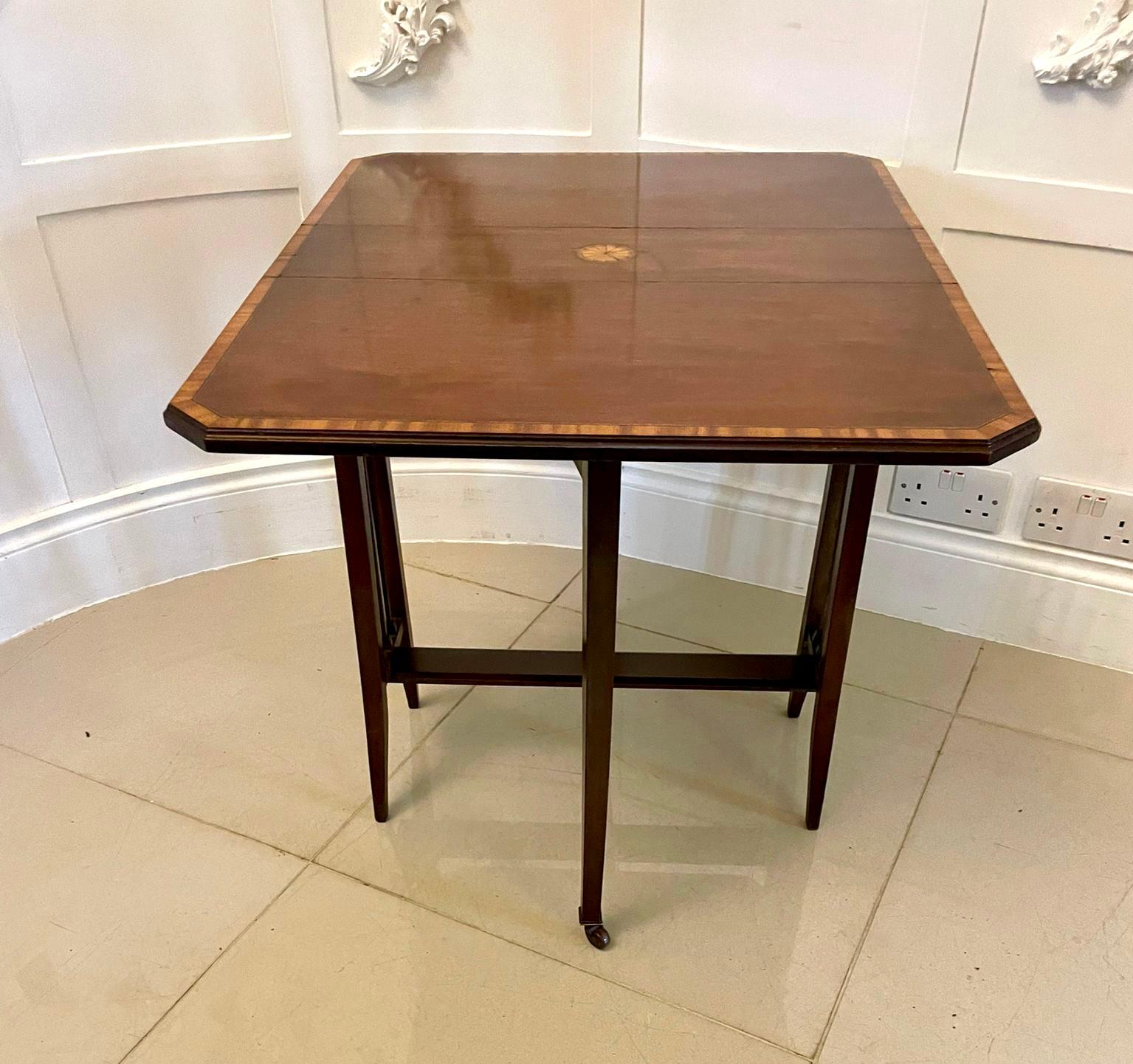 Antique Mahogany Inlaid Baby Sutherland/Occasional Table In Excellent Condition For Sale In Suffolk, GB