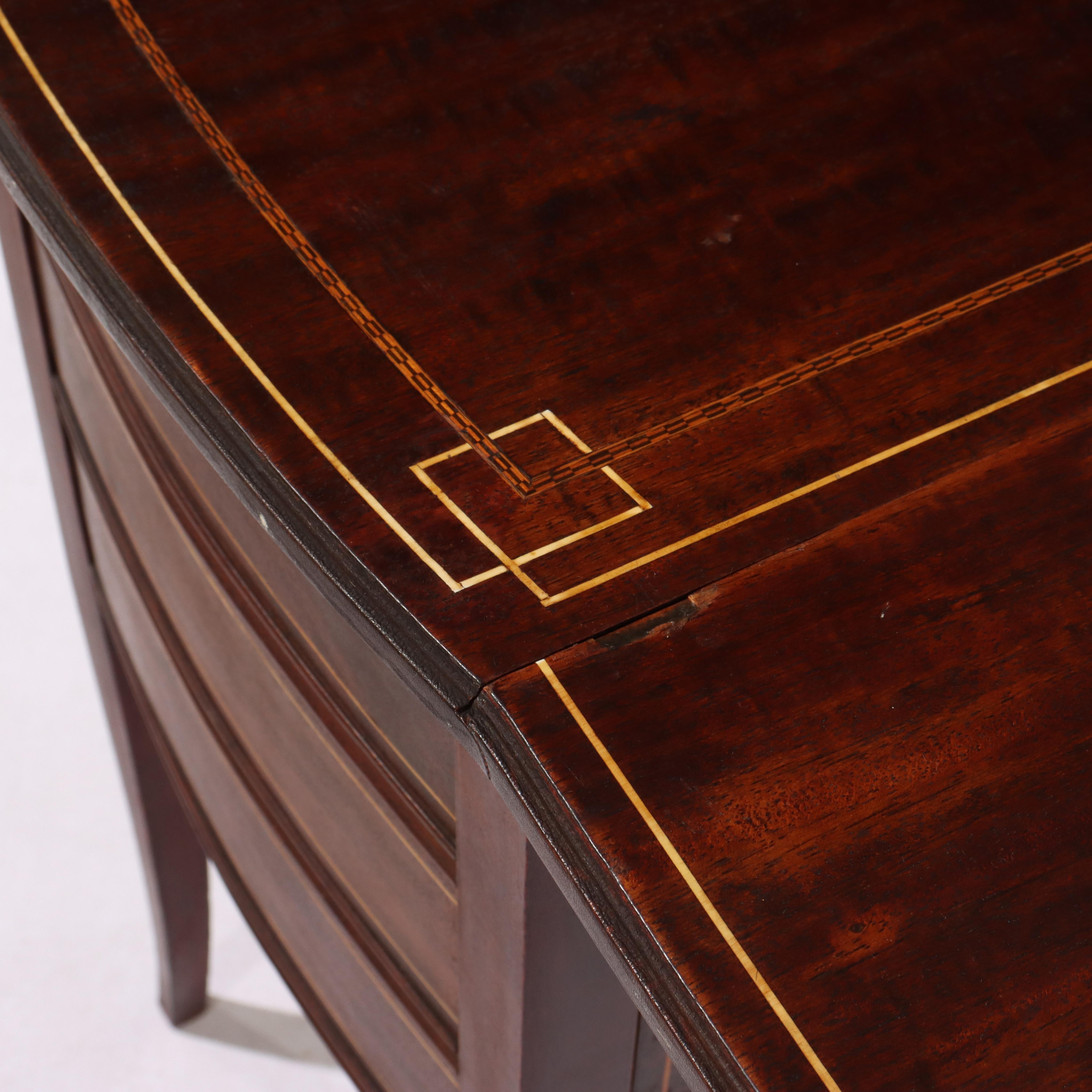 Ancien meuble de couture à 3 tiroirs en acajou et marqueterie C1920 en vente 5