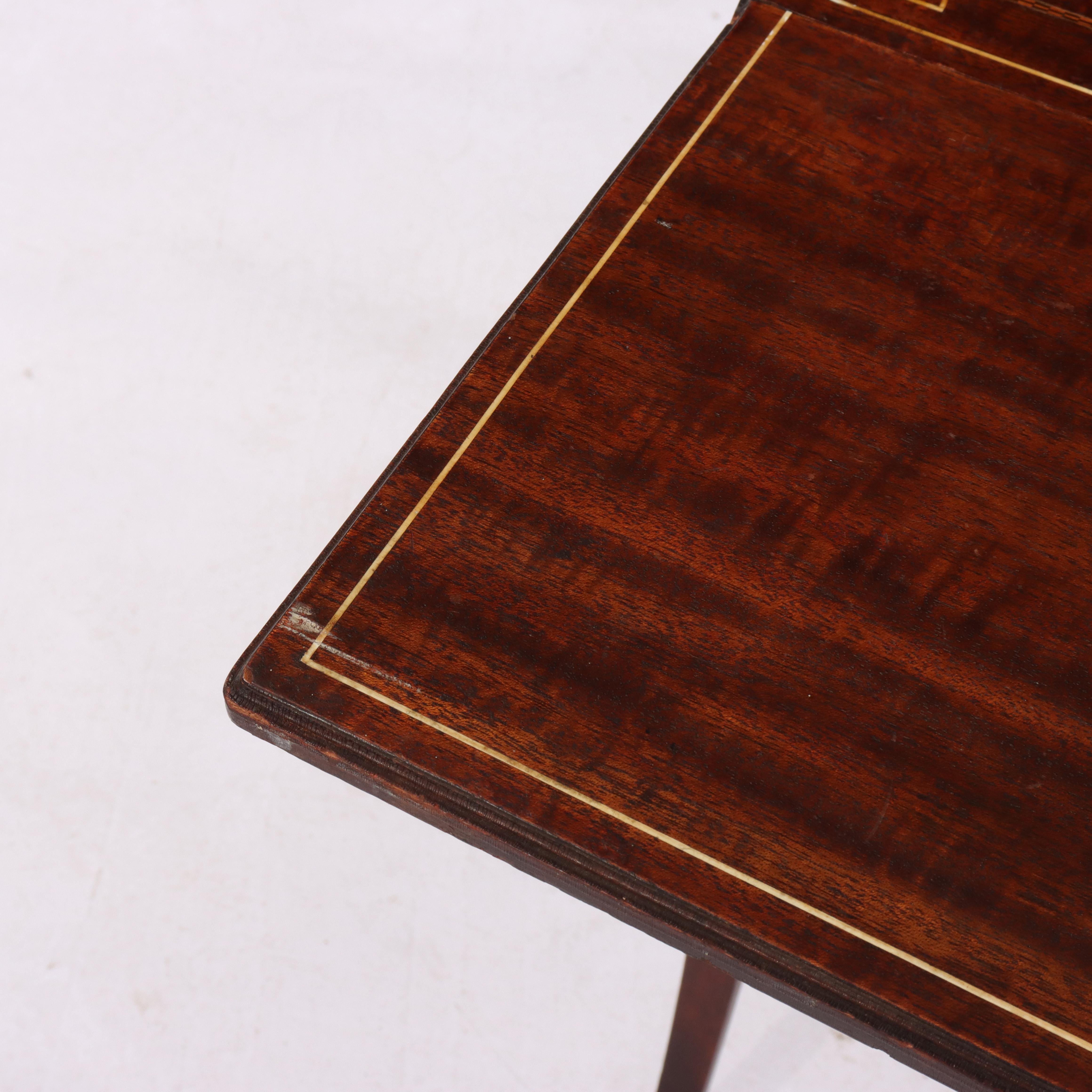 Ancien meuble de couture à 3 tiroirs en acajou et marqueterie C1920 en vente 1