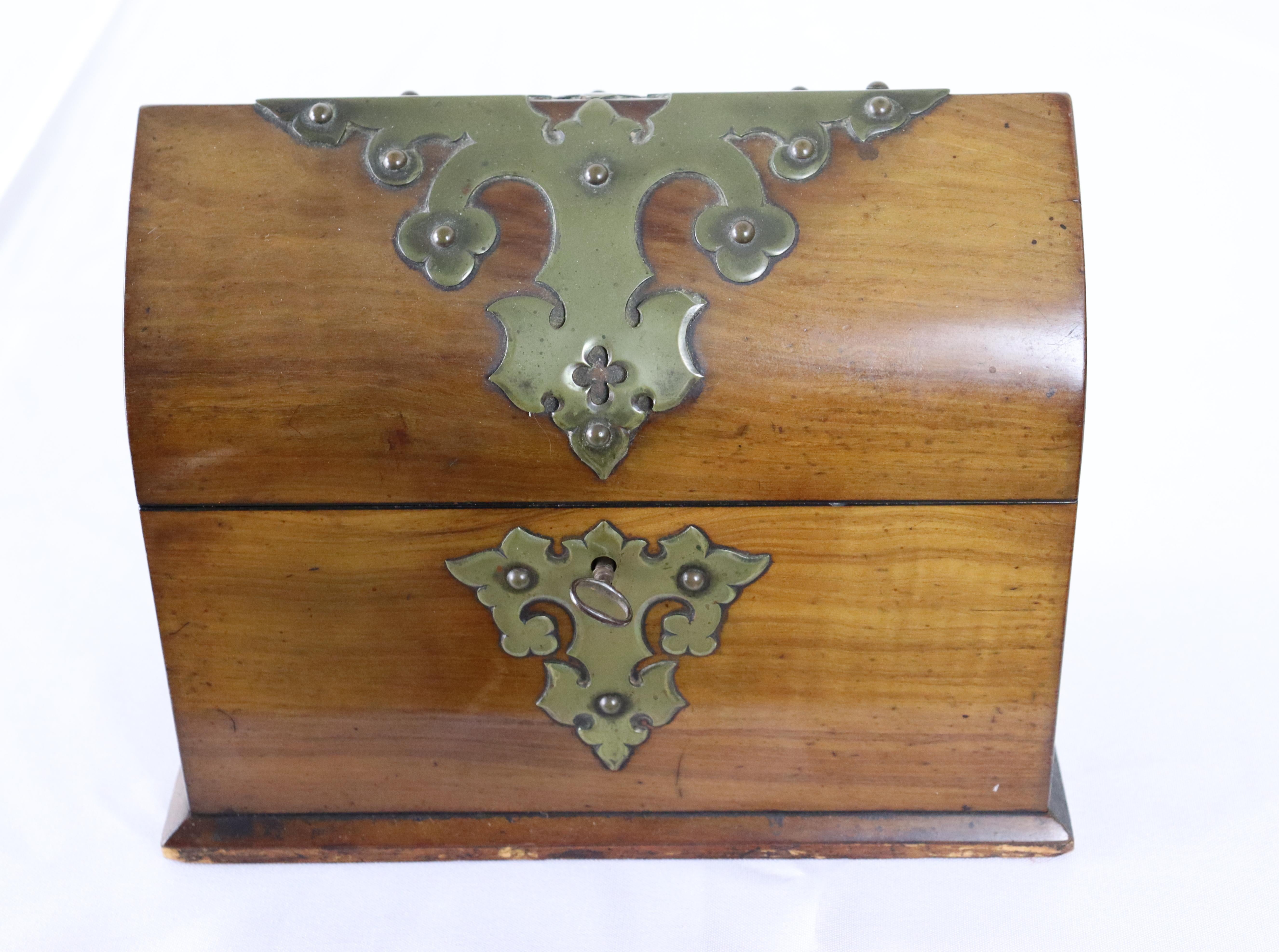 English Antique Mahogany Jewelry Box with Brass Detail For Sale