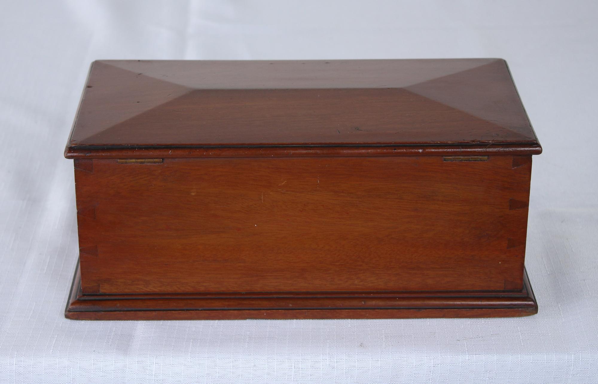 English Antique Mahogany Jewelry Box with Shaped Top