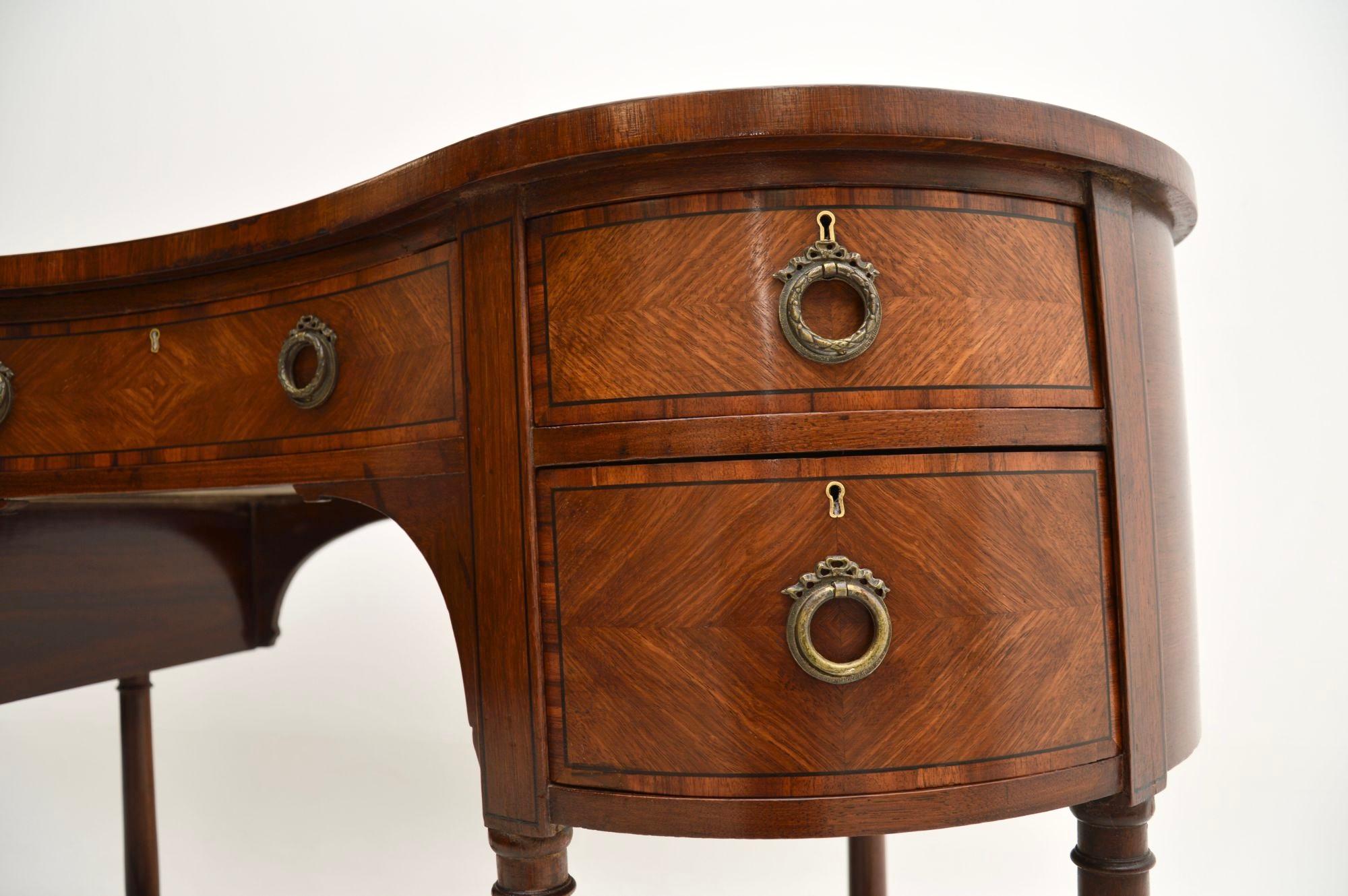 Antique Georgian Style Kidney Shaped Desk For Sale 1