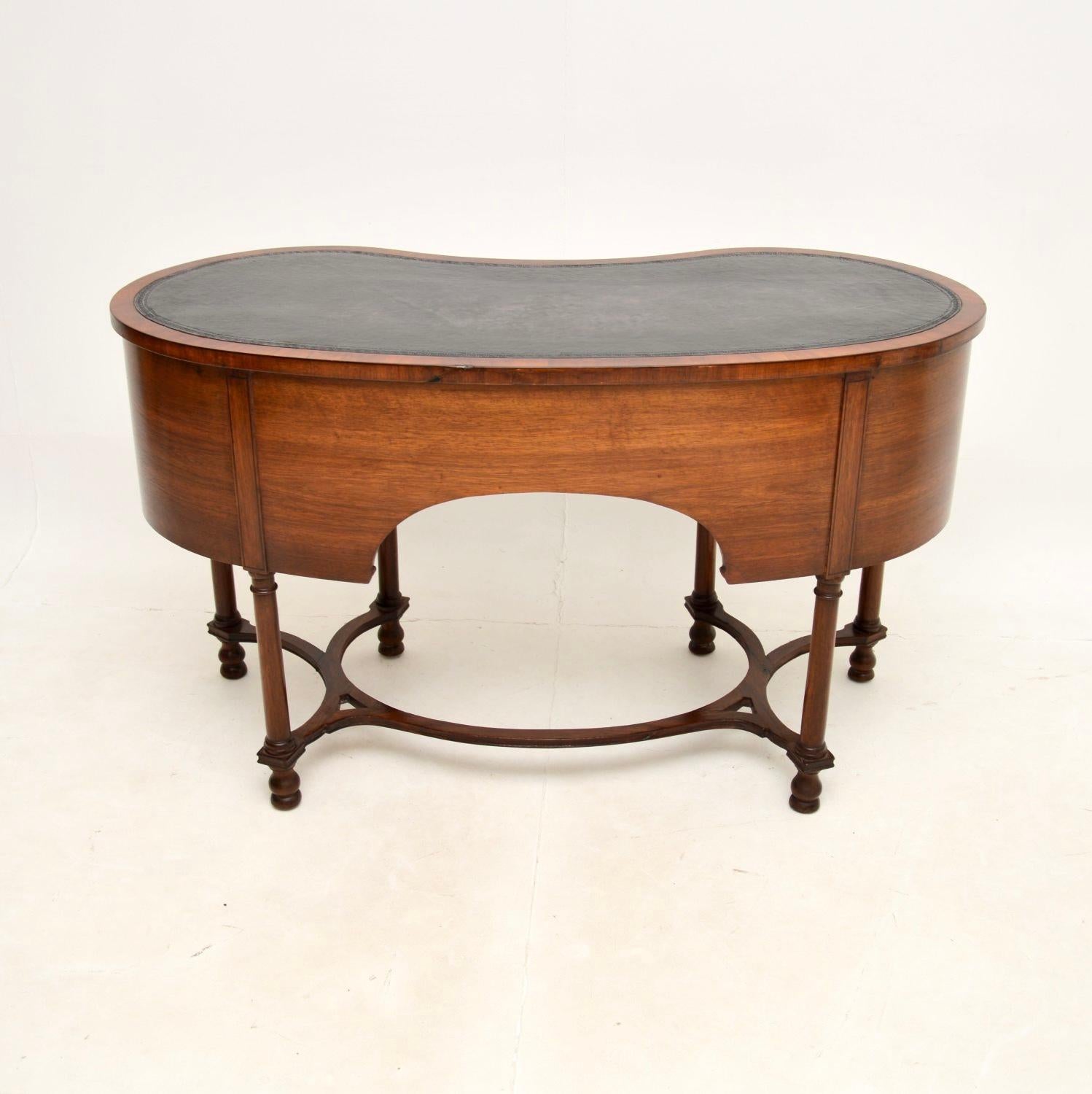 Sheraton Antique Georgian Style Kidney Shaped Desk For Sale