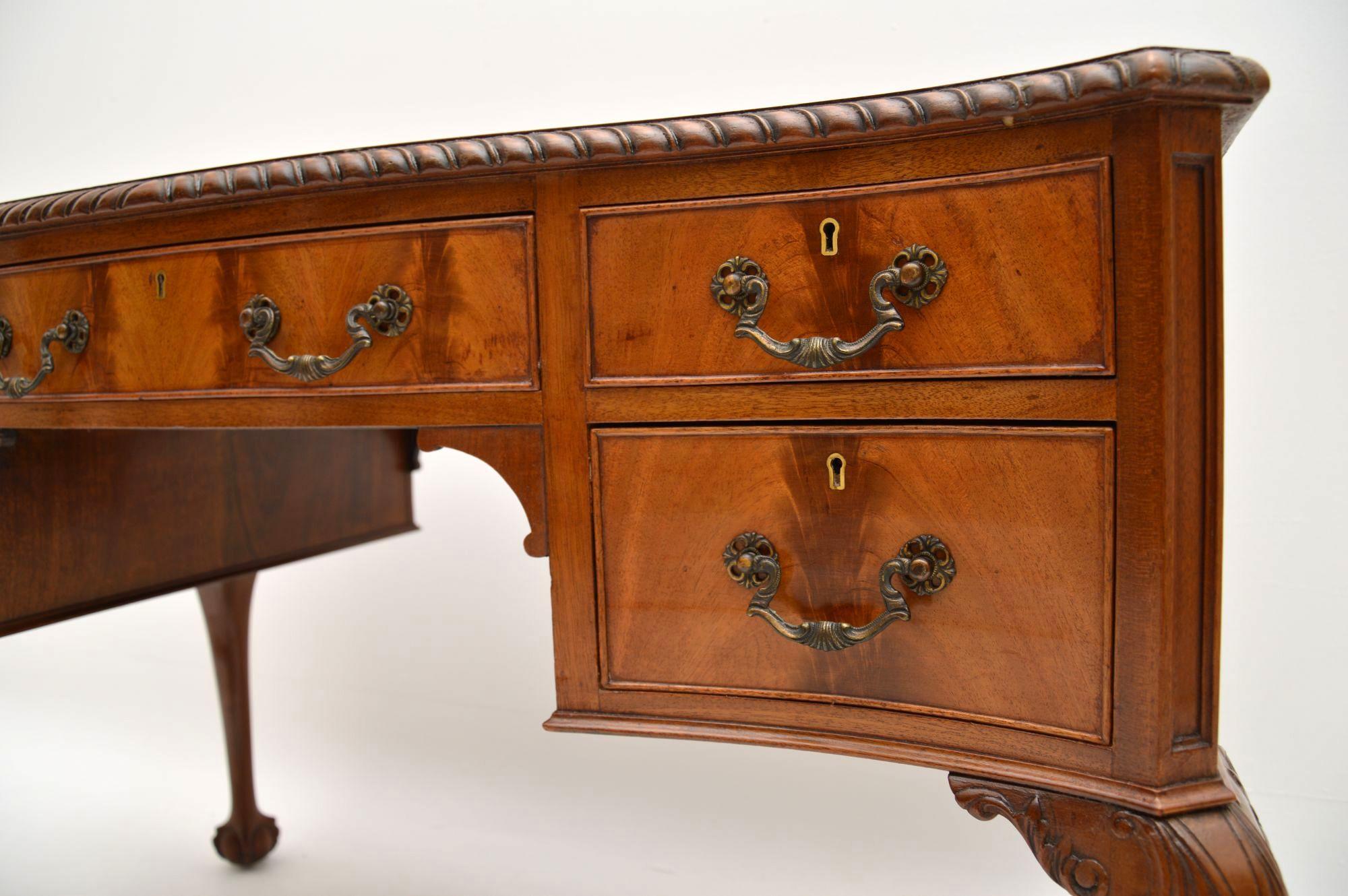 Antique Mahogany Leather Top Desk 5